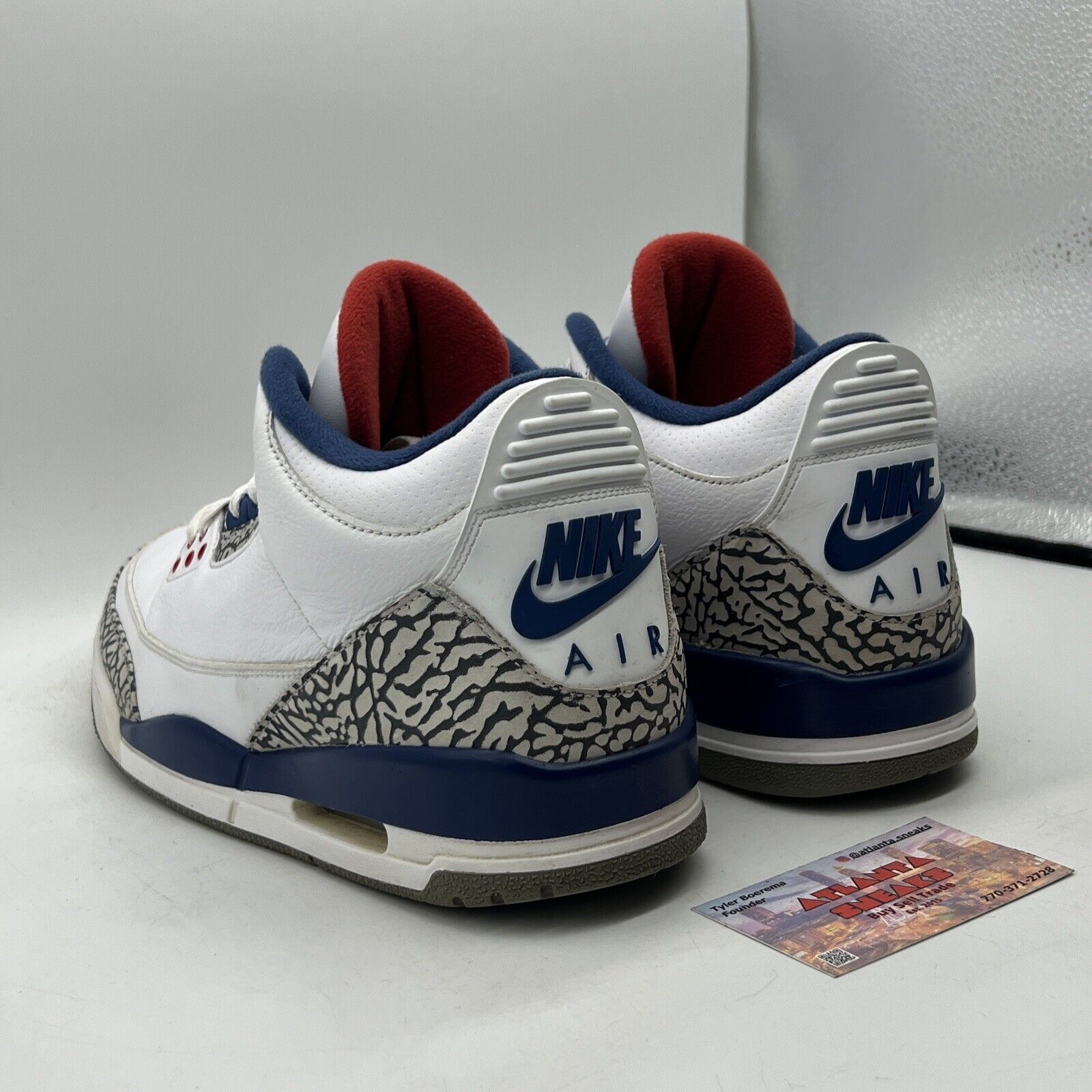 Size 11 - Jordan 3 Retro OG Mid True Blue White Grey (854262-106)