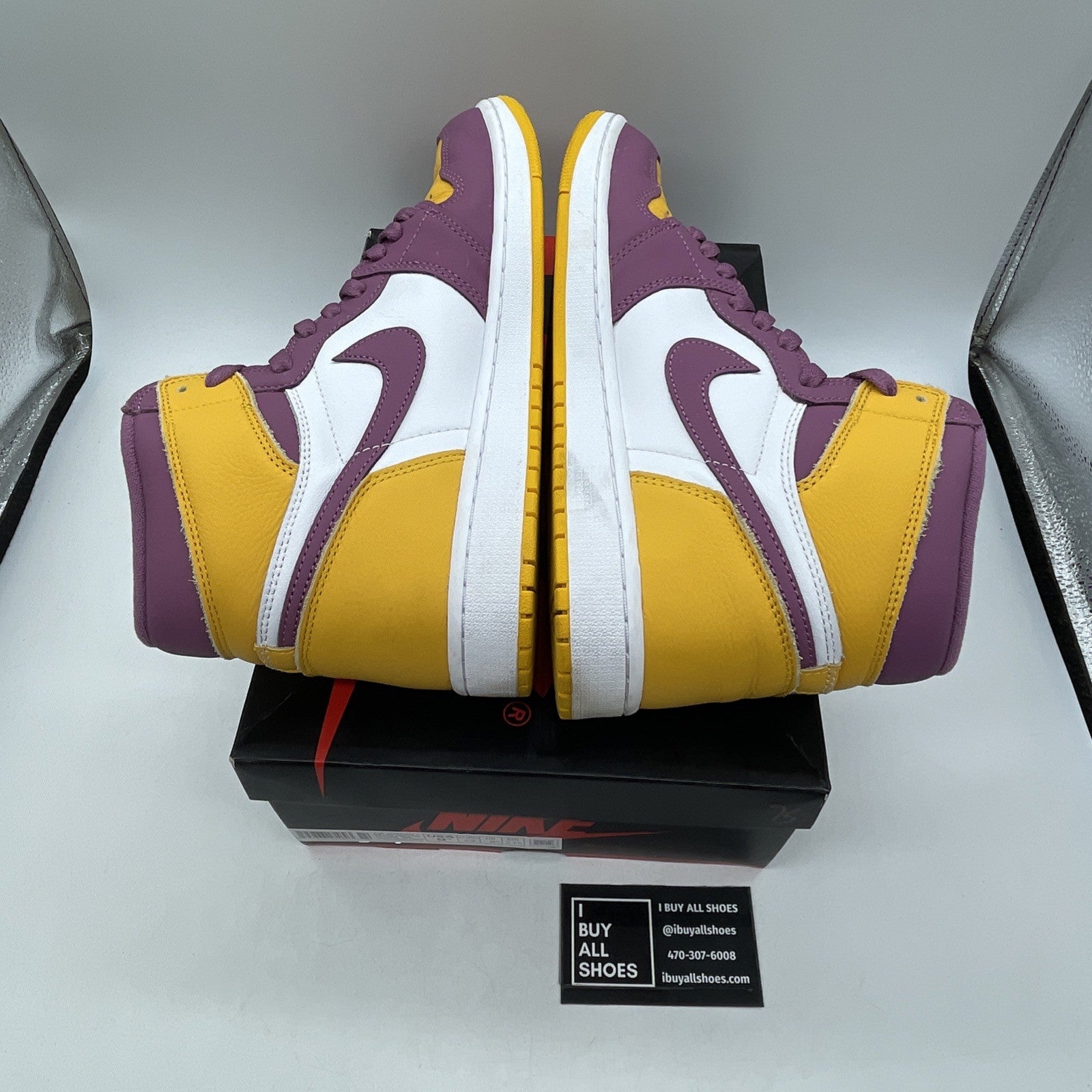Size 9.5 - Air Jordan 1 Retro High OG Brotherhood 2022 (555088-706)