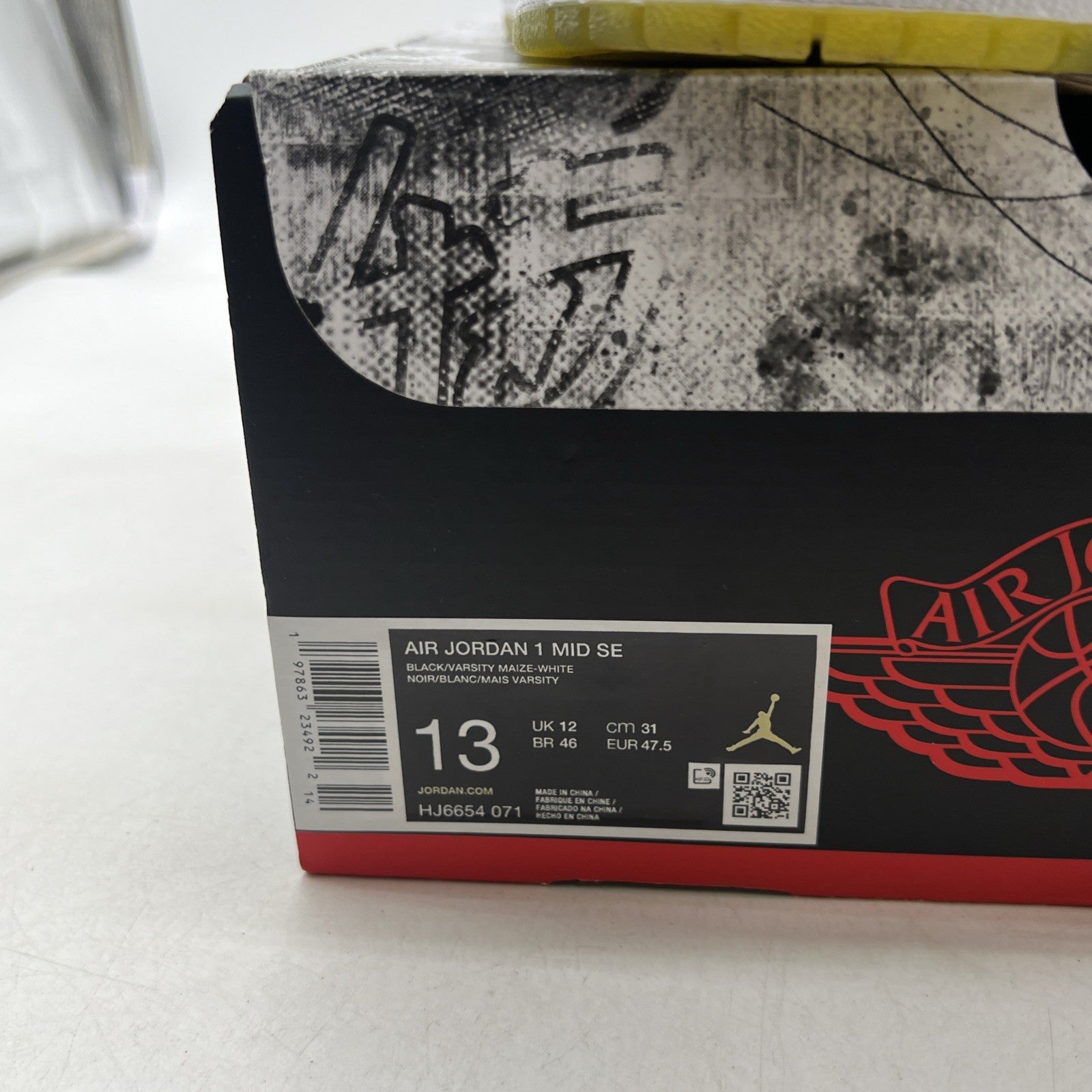 Size 13 - Air Jordan 1 SE 2025 Mid New Love (HJ6654-071)
