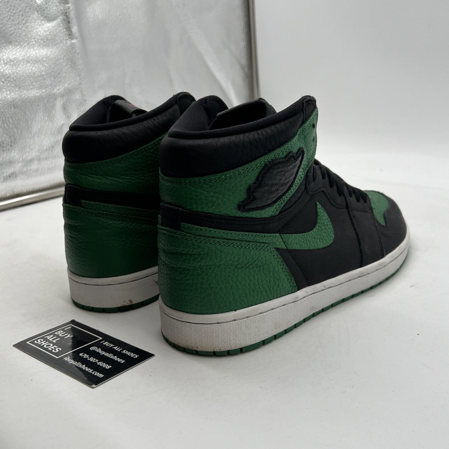 Size 10.5 - Air Jordan 1 Retro OG High Pine Green 2.0 (555088-030)