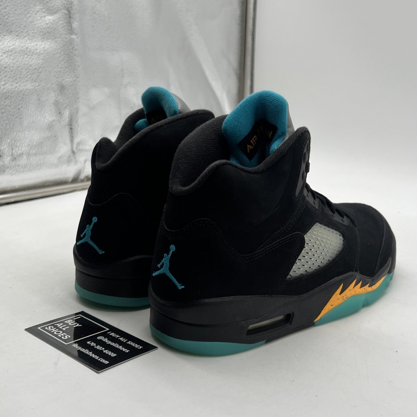 Size 8.5 - Air Jordan 5 Retro Mid Aqua (DD0587-047)