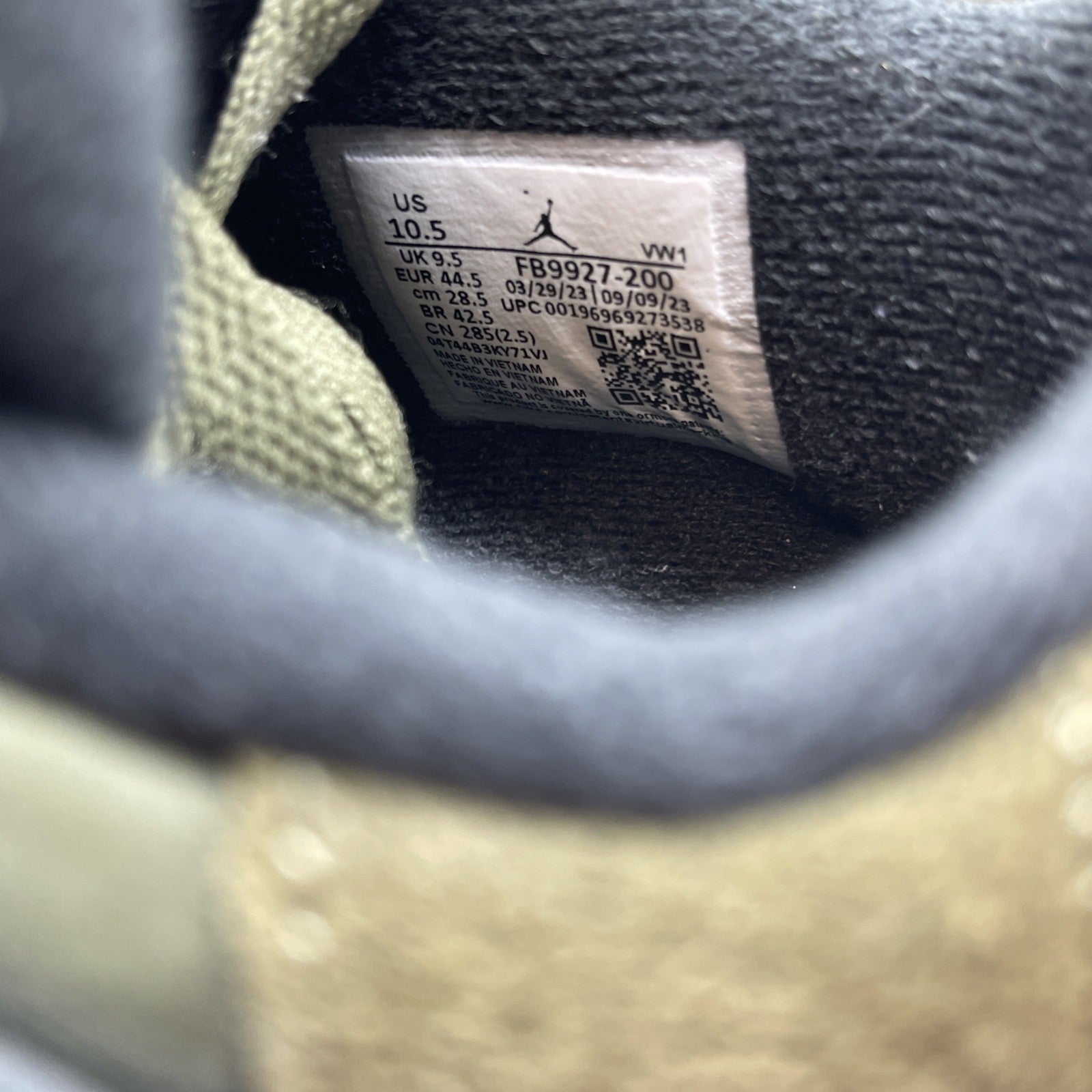 Size 10.5 - Air Jordan 4 SE Retro Low Craft - Olive (FB9927-200)
