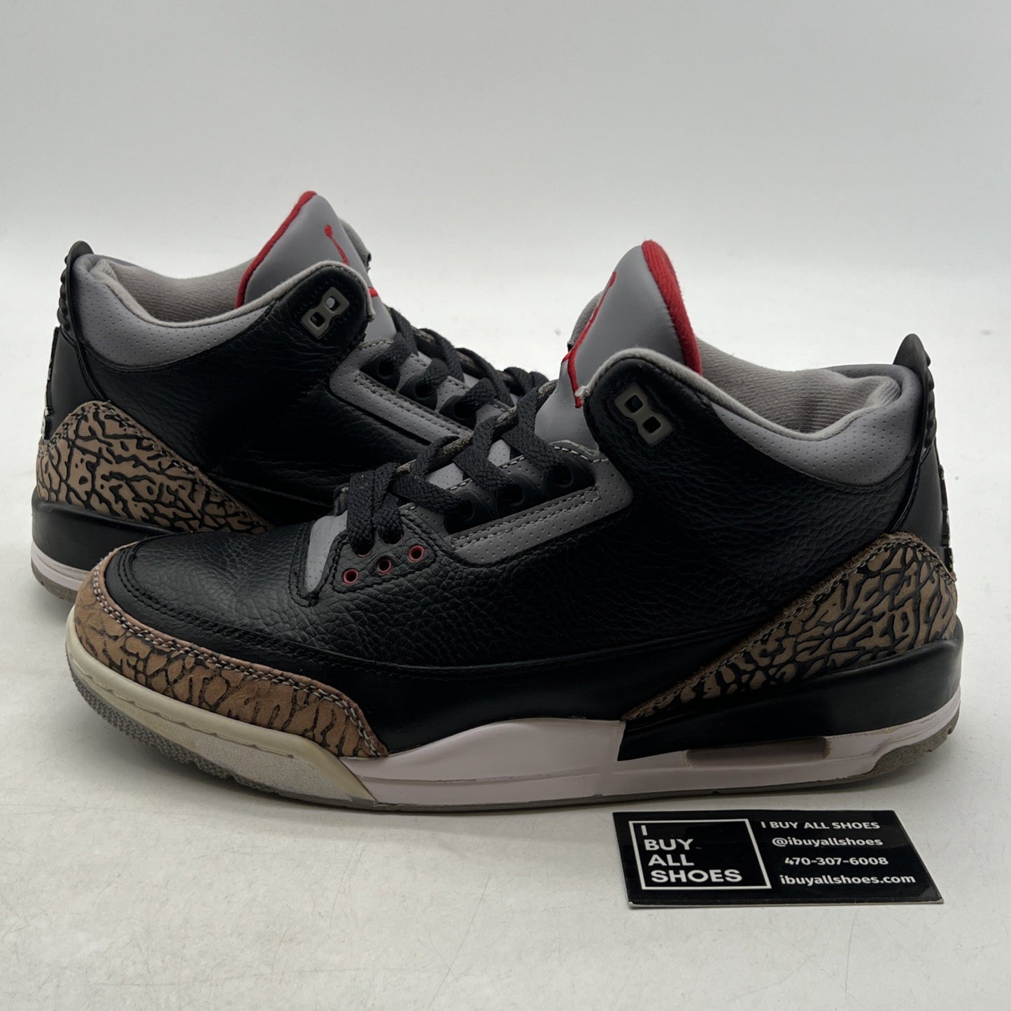 Size 11 - Air Jordan 3 Retro release 2011 (136064-010)