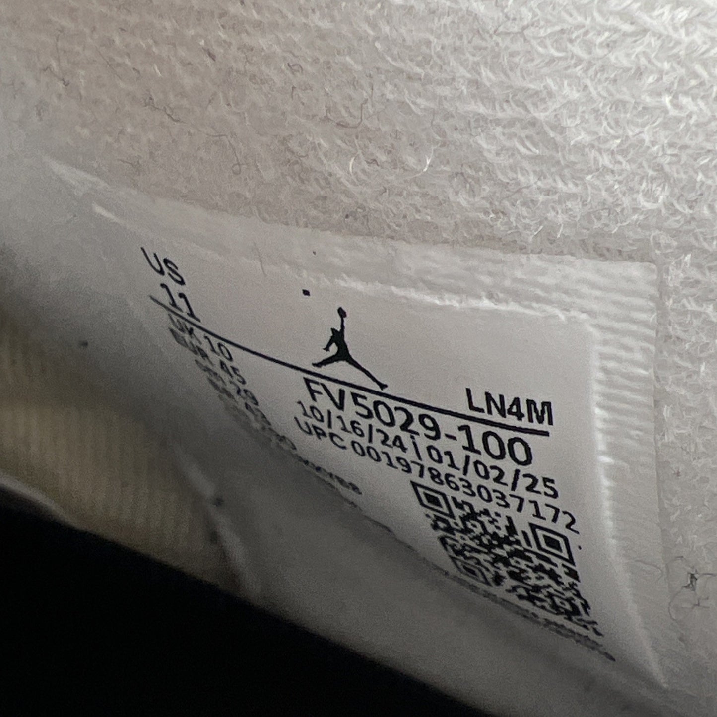 Size 11 - Air Jordan 4 Retro OG Mid White Cement (FV5029-100)