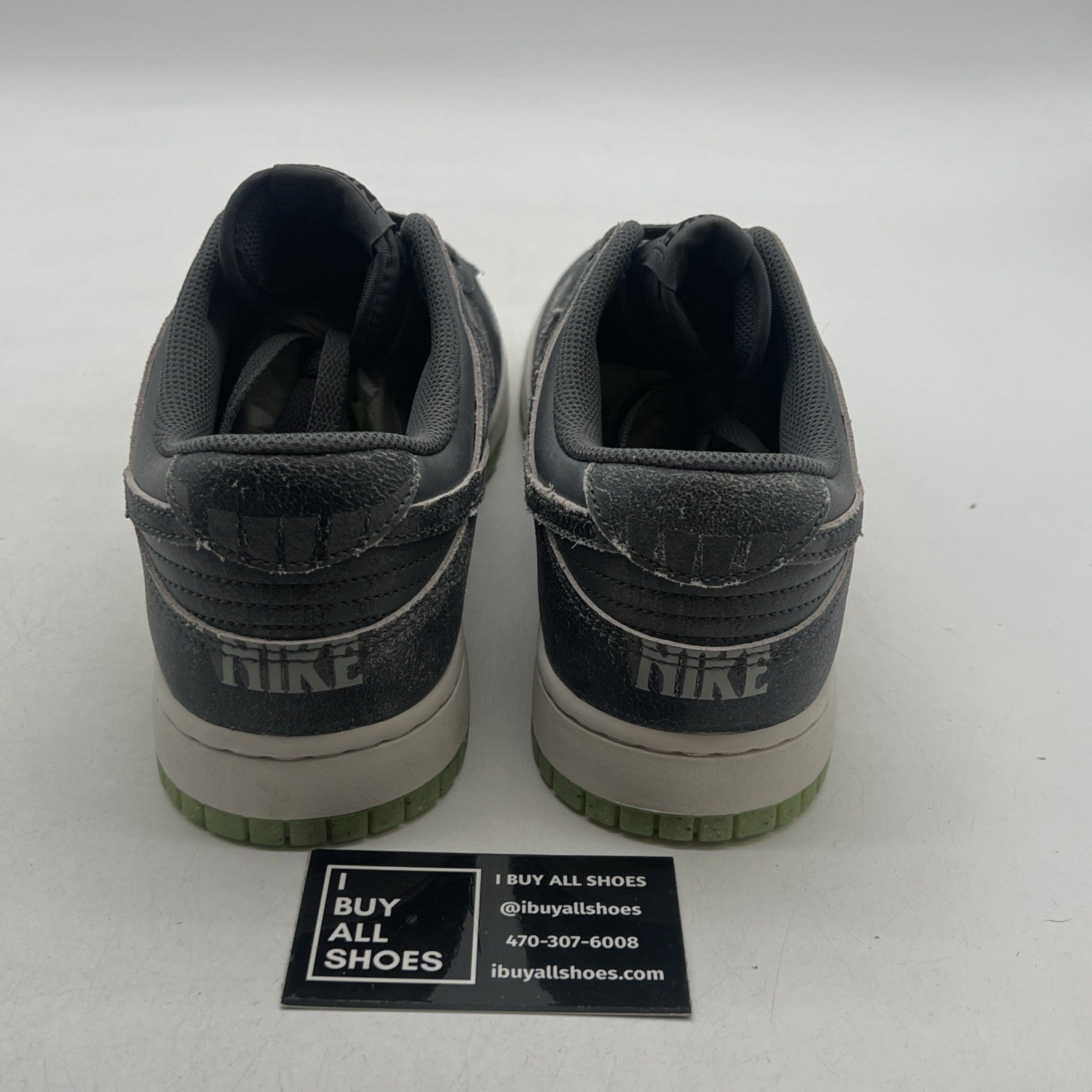 Size 12 - Nike Dunk SE Low Halloween - Cauldron (DQ7681-001)