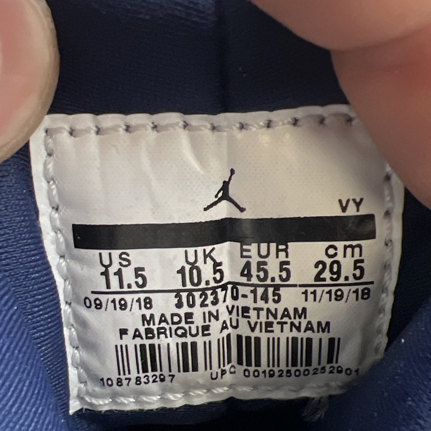Size 11.5 - Air Jordan 9 Retro UNC (302370-145)