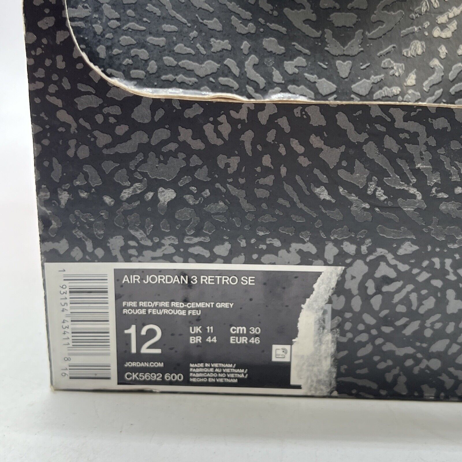 Size 12 - Air Jordan 3 Retro SE Mid Unite (CK5692-600)