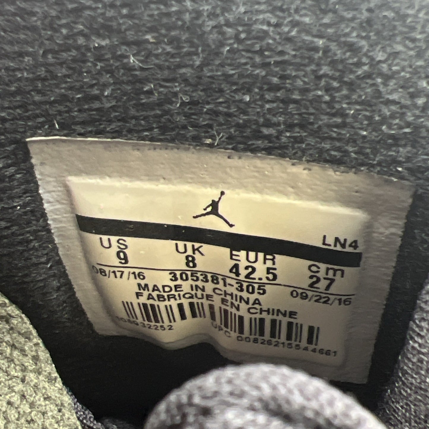 Size 9 - Air Jordan 8 Retro Take Flight (305381-305)