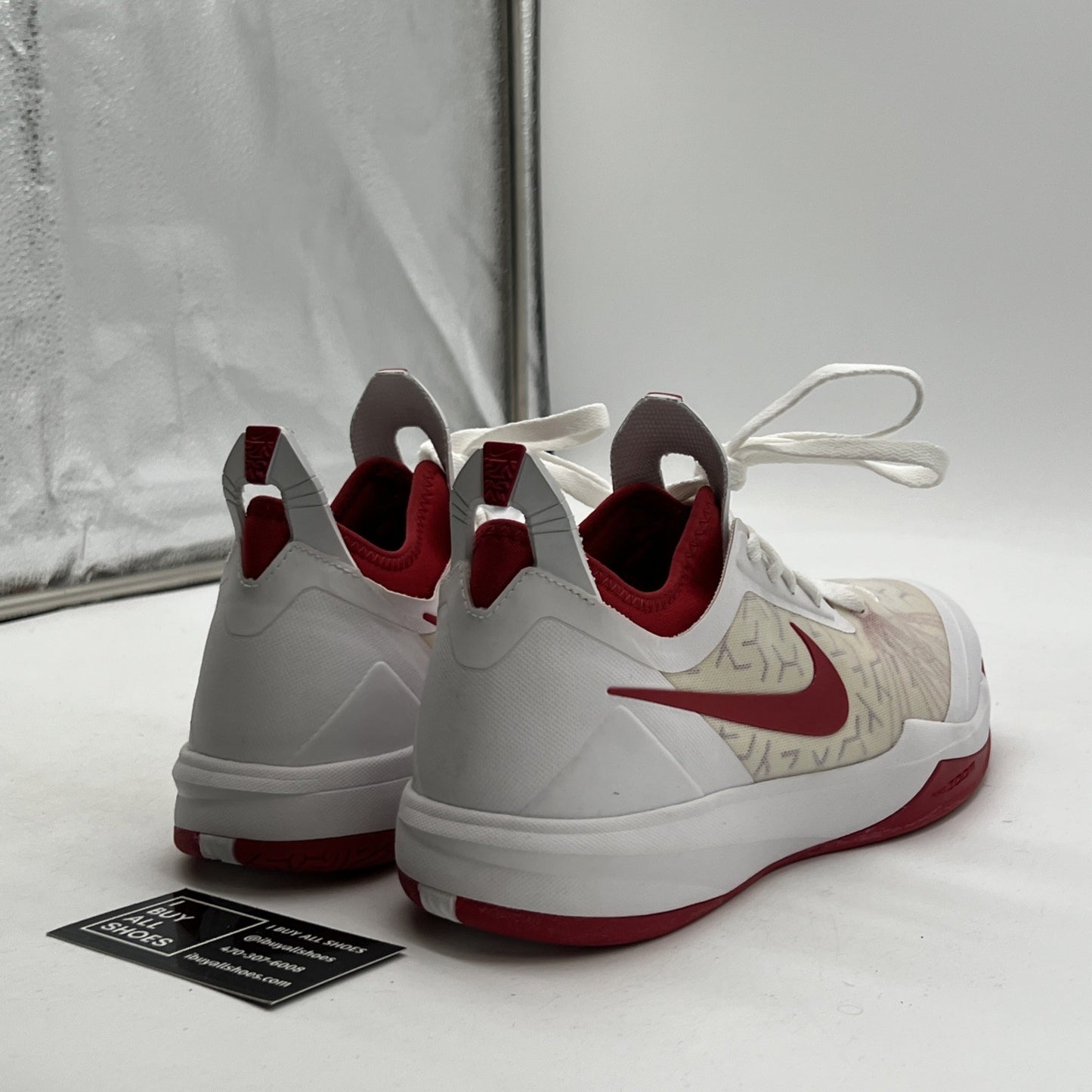Size 9.5 - Nike Zoom Crusader Basketball Shoes Sneakers White Red (644698-102)