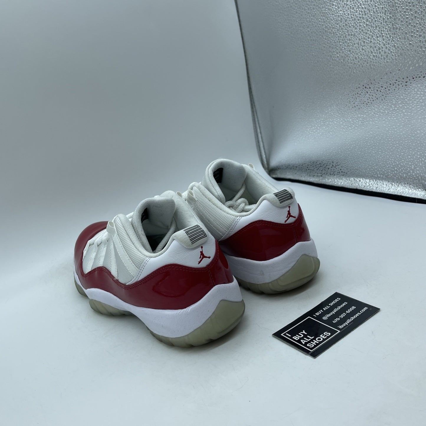 Size 9.5 - Air Jordan 11 Retro 2016 Low Cherry Red White Leather (528895-102)