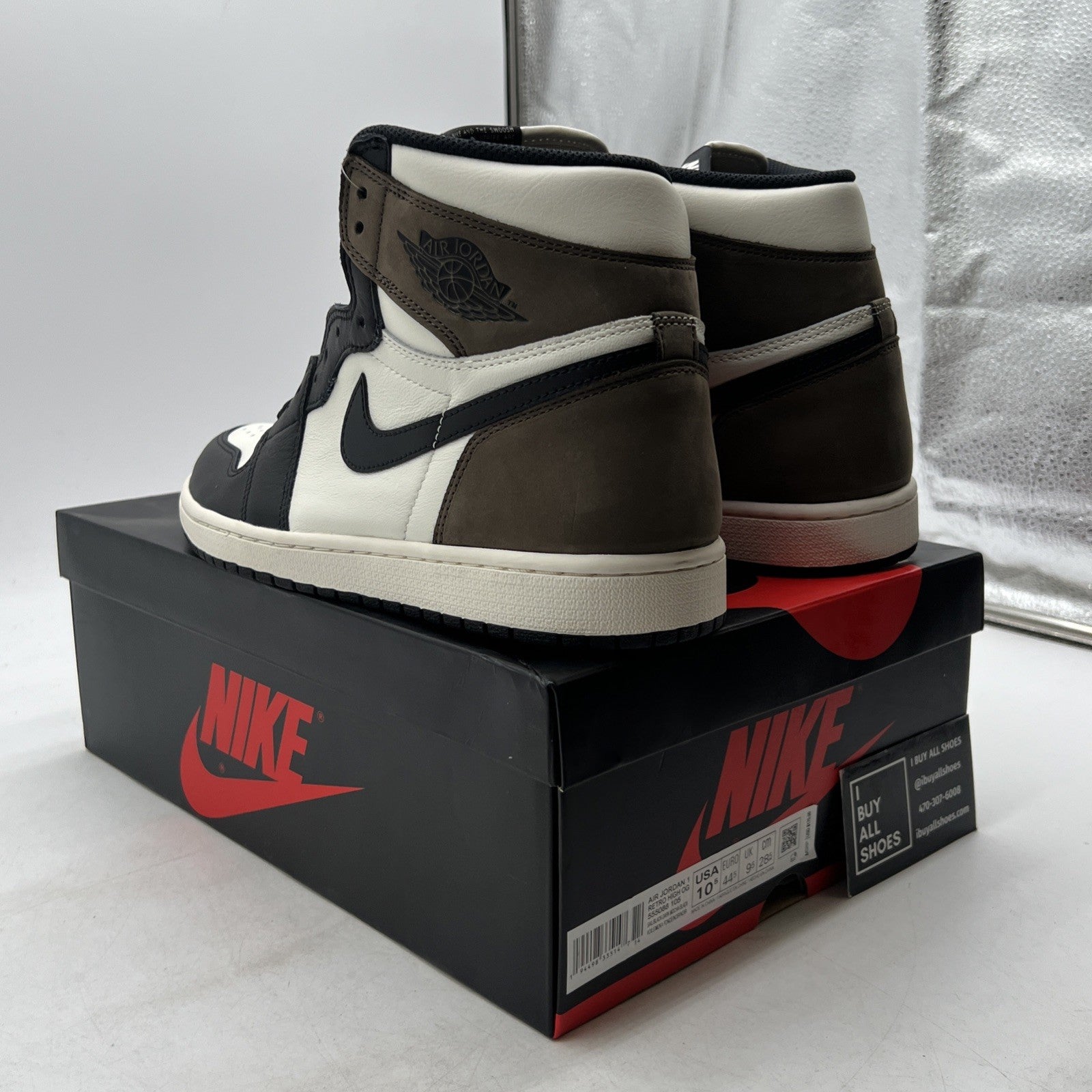 Size 10.5 - Air Jordan 1 Retro OG High Dark Mocha (555088-108)