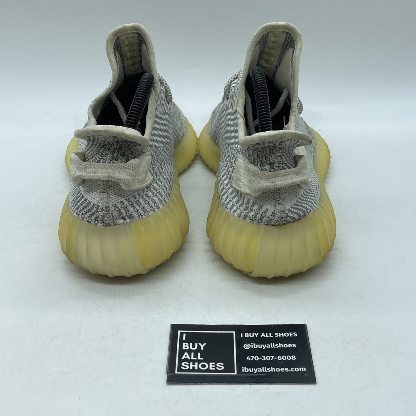 Size 8 - adidas Yeezy Boost 350 V2 2018 Low Static Non-Reflective (EF2905)