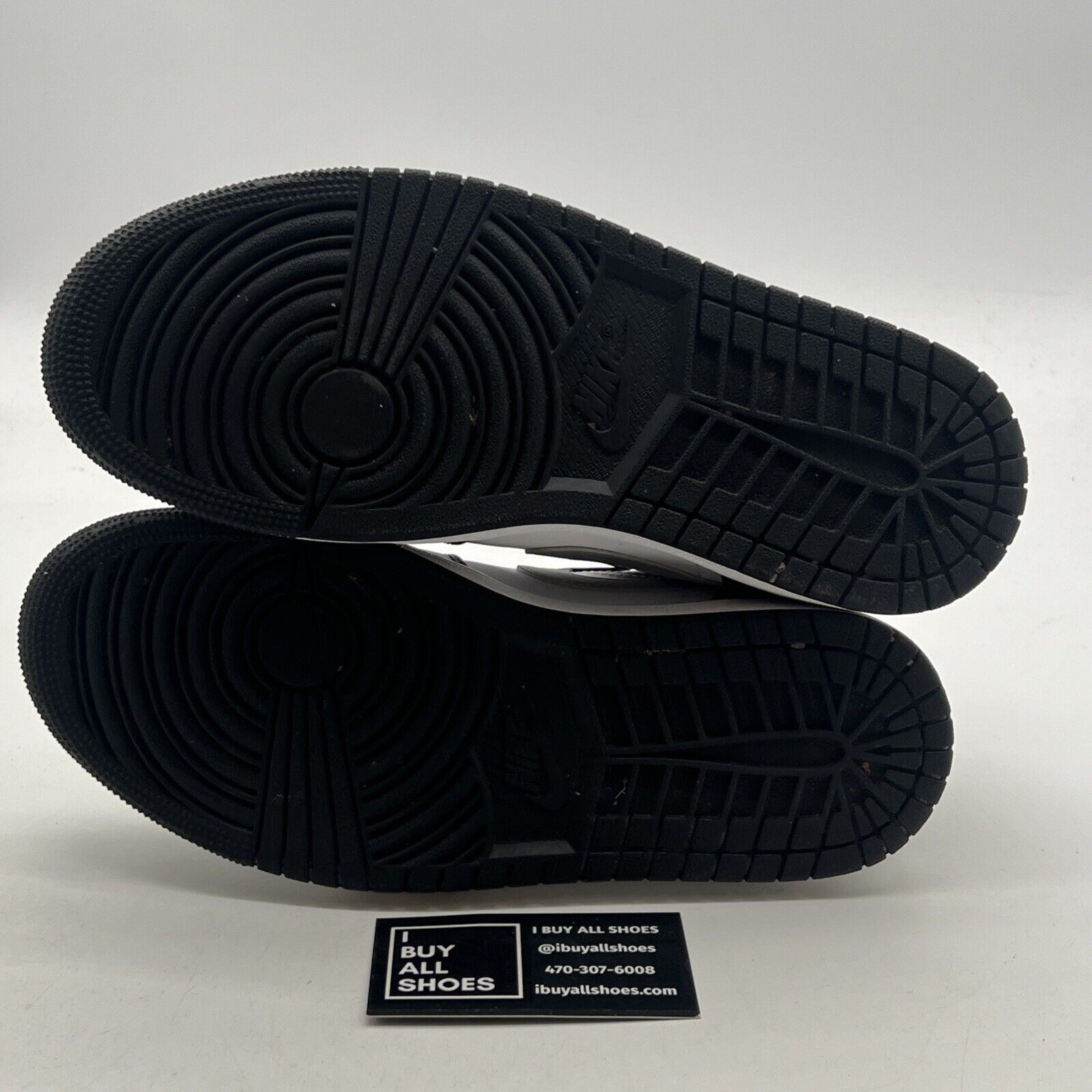 Size 8 - Air Jordan 1 Low Black Medium Grey (553558-040)