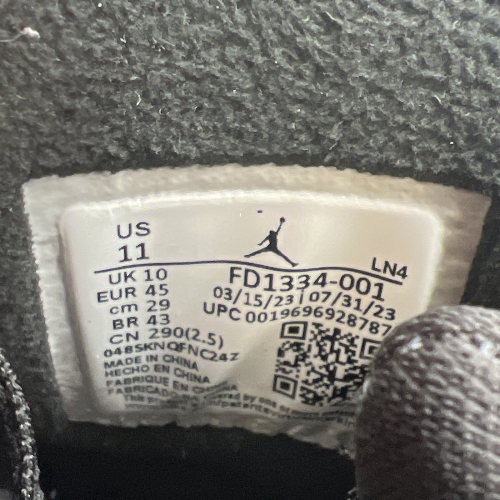 Size 11 - Air Jordan 8 Retro Winterized Gunsmoke (FD1334-001)