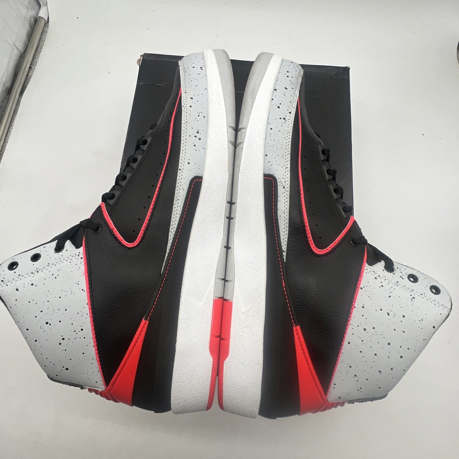 Size 13 - Air Jordan 2 Retro Infrared 23 (385475-023)