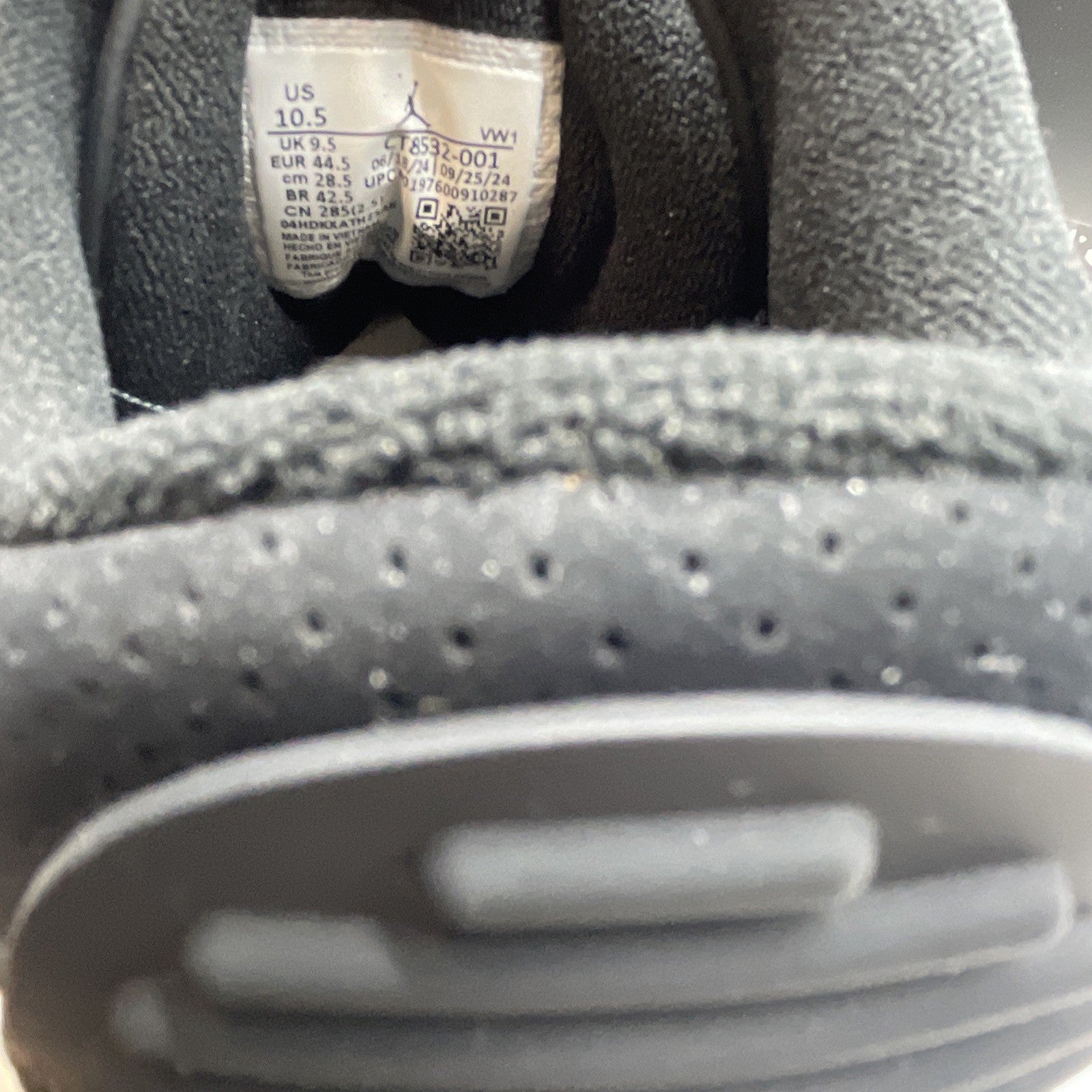 Size 10.5 - Air Jordan 3 Retro 2025 Black Cat (CT8532-001)