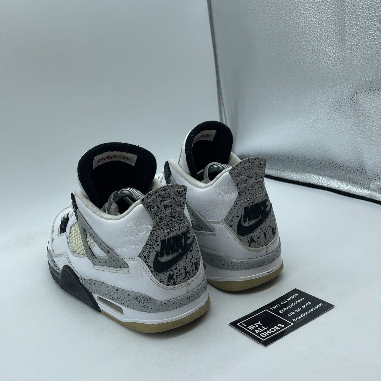 Size 10 - Jordan 4 Retro OG Mid White Cement Grey Black Leather (840606-192)