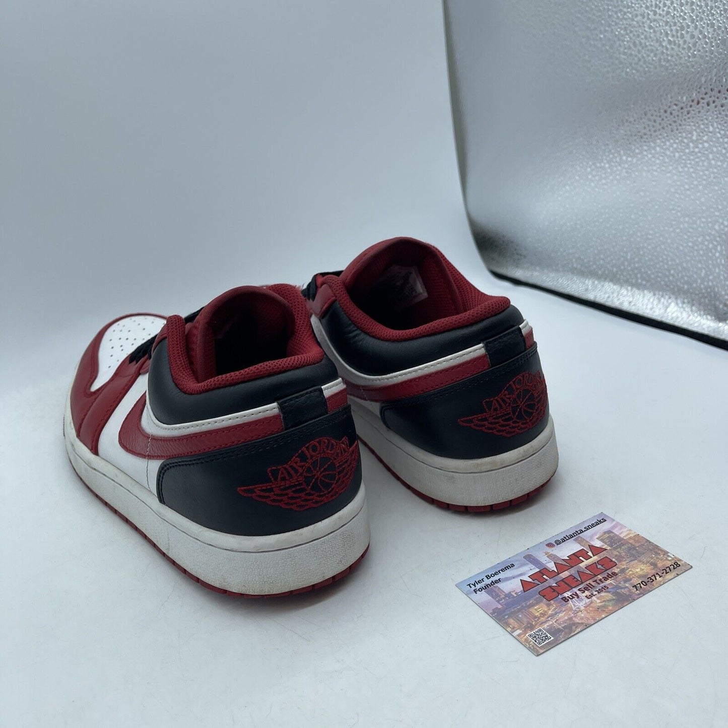 Size 9.5 - Jordan 1 Low Reverse Black Toe White Red Leather (553558-163)