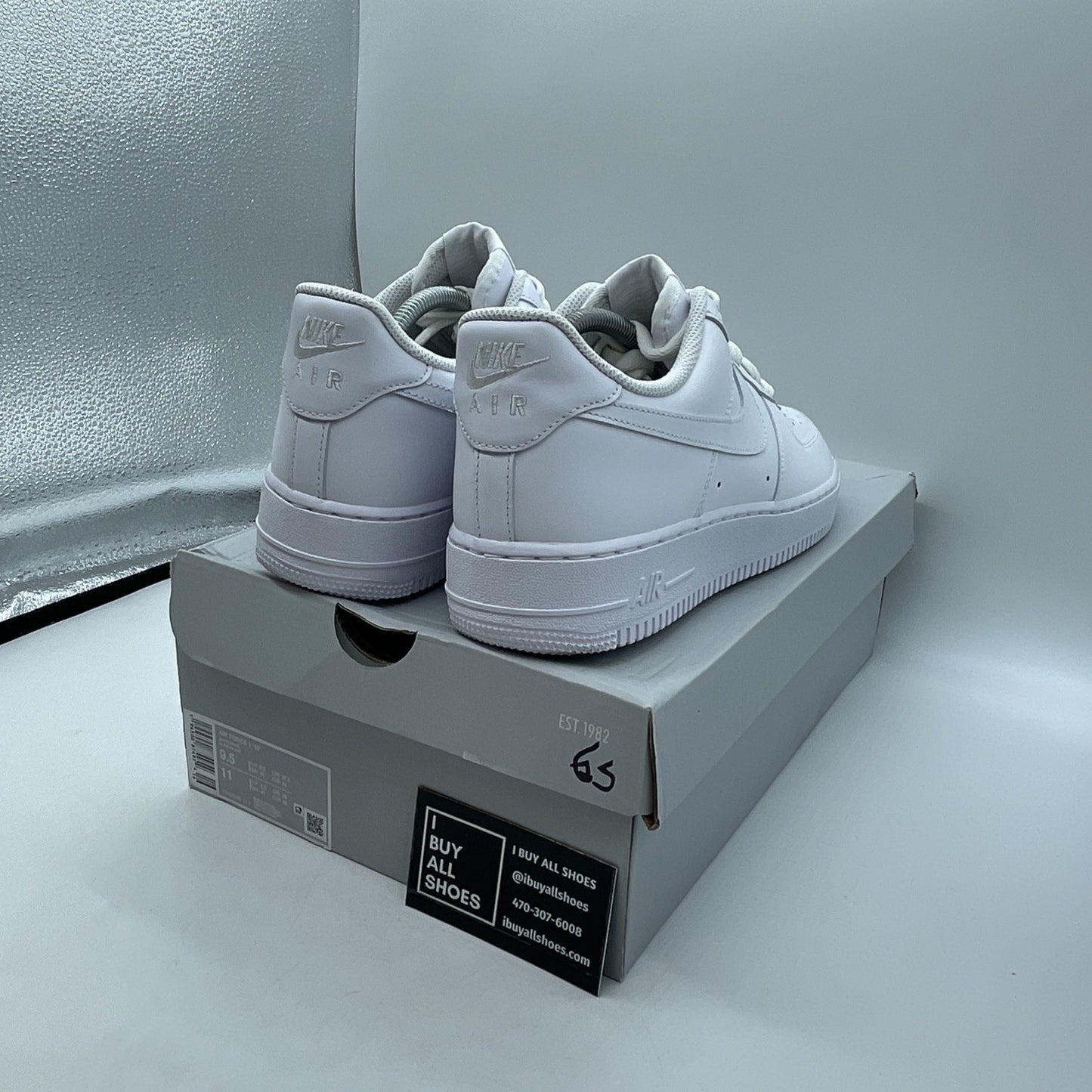 Size 9.5 - Nike Air Force 1 '07 Low Triple White Leather (CW2288-111)