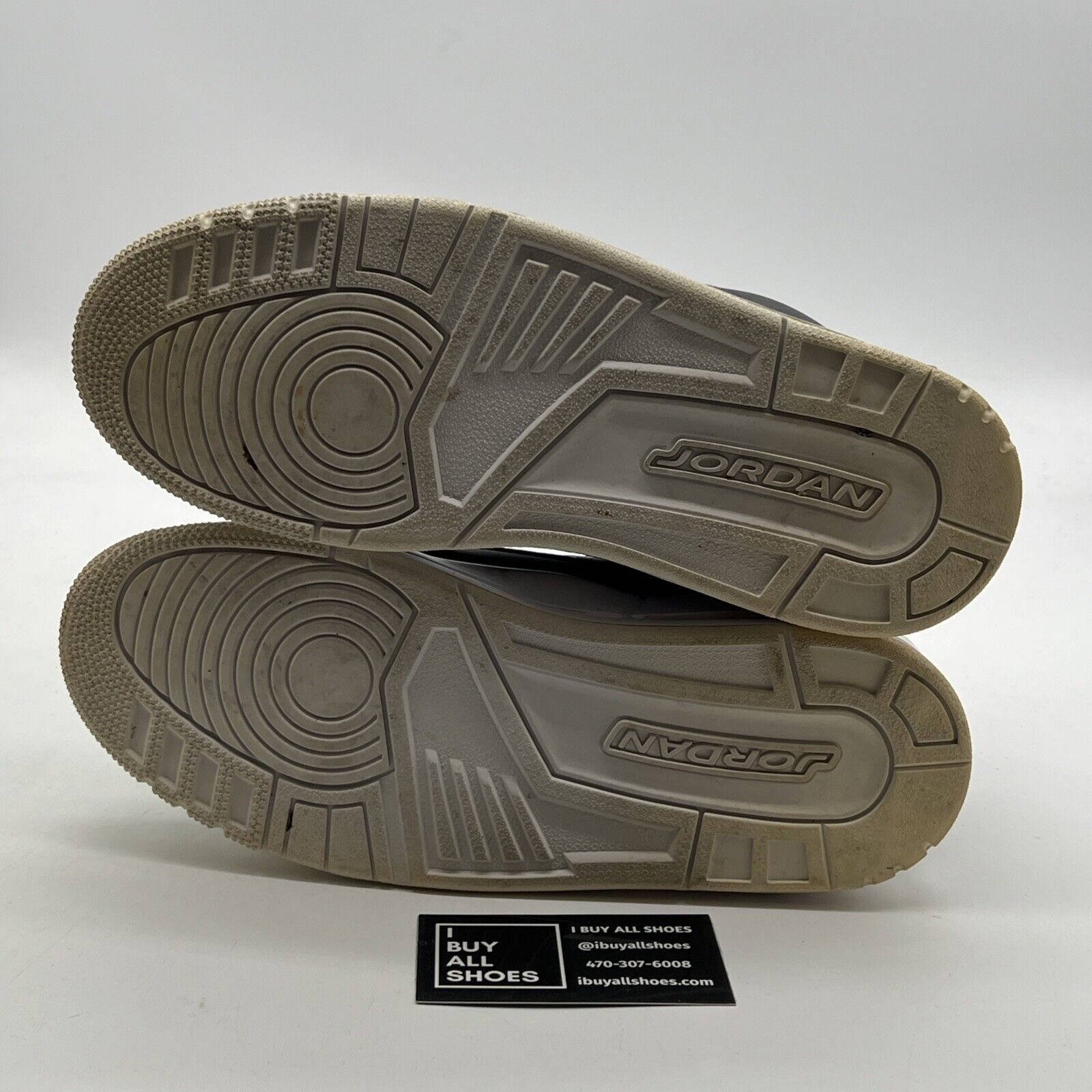 Size 8.5 - Air Jordan 3 Retro Cyber Monday (136064-020)