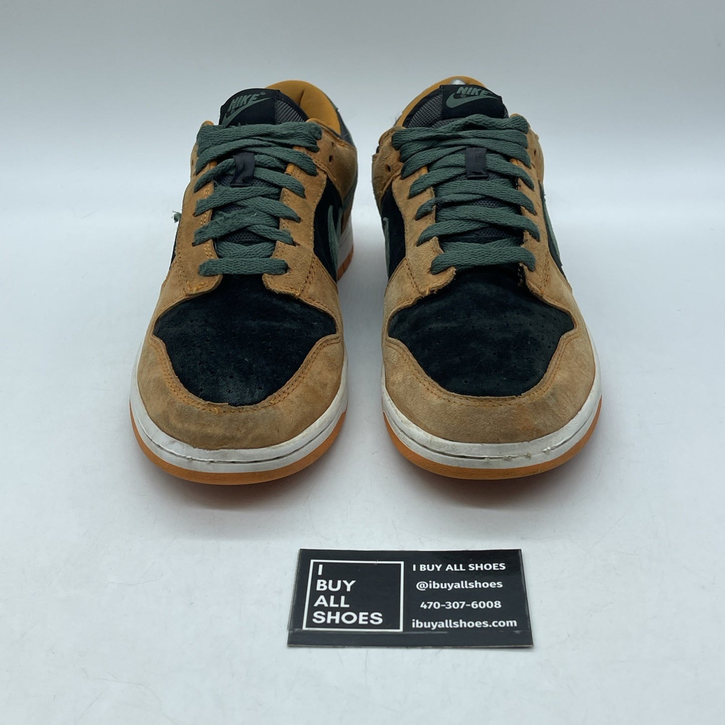 Size 9.5 - Nike Dunk SP Retro 2020 Low Ceramic Orange Green Suede (DA1469-001)