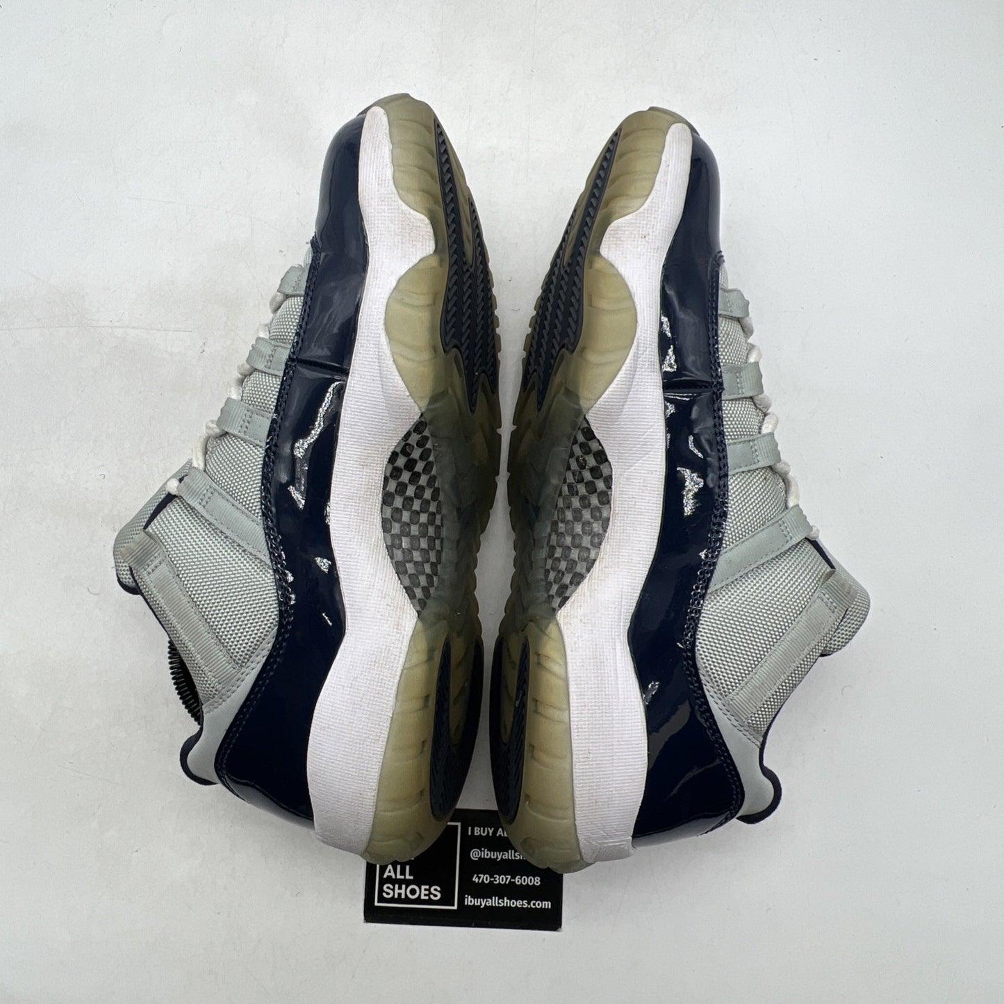 Size 9.5 - Air Jordan 11 Retro Low Georgetown (528895-007)
