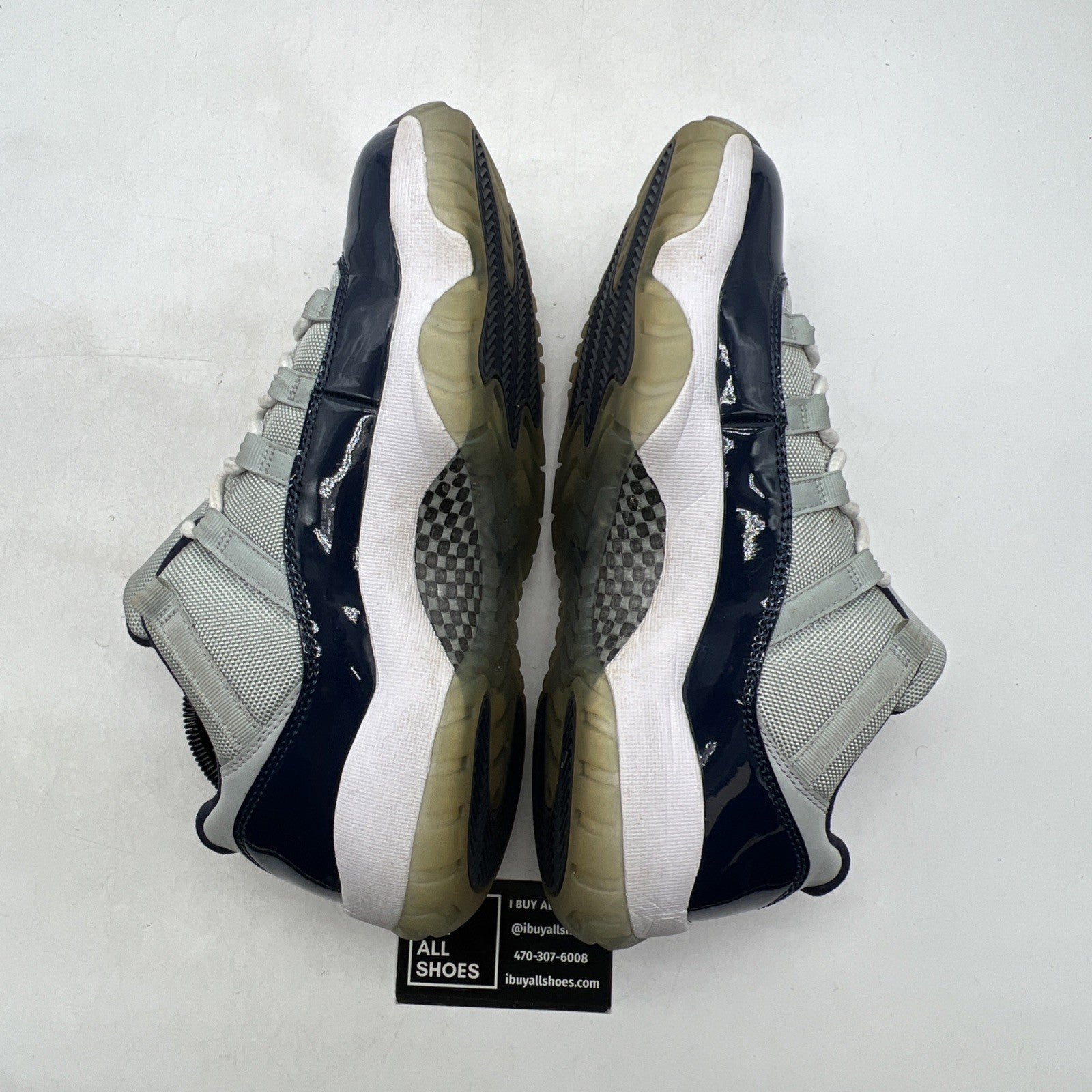 Size 9.5 - Air Jordan 11 Retro Low Georgetown (528895-007)