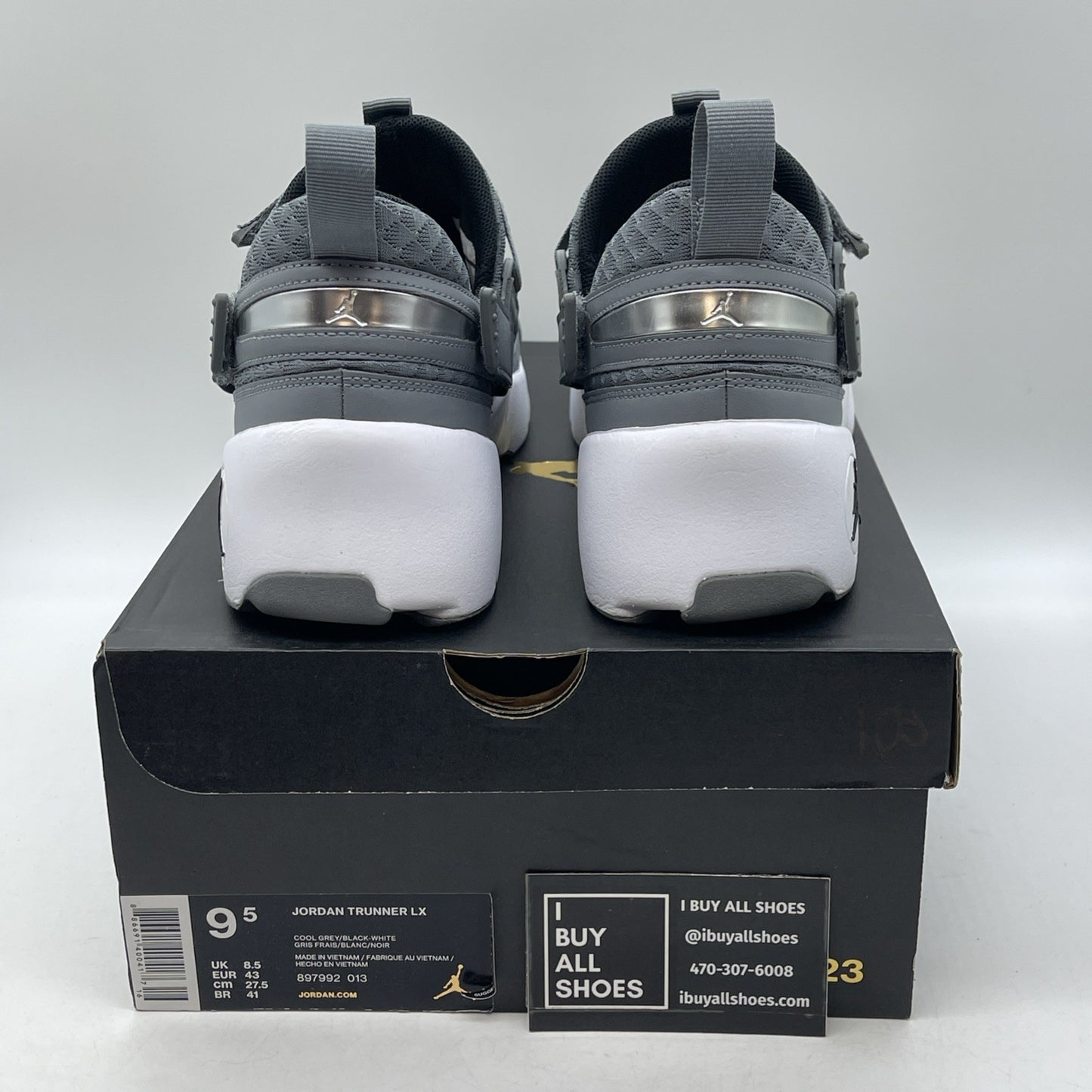 Size 9.5 - Jordan Trunner LX Cool Grey White Suede Leather (897992-013)