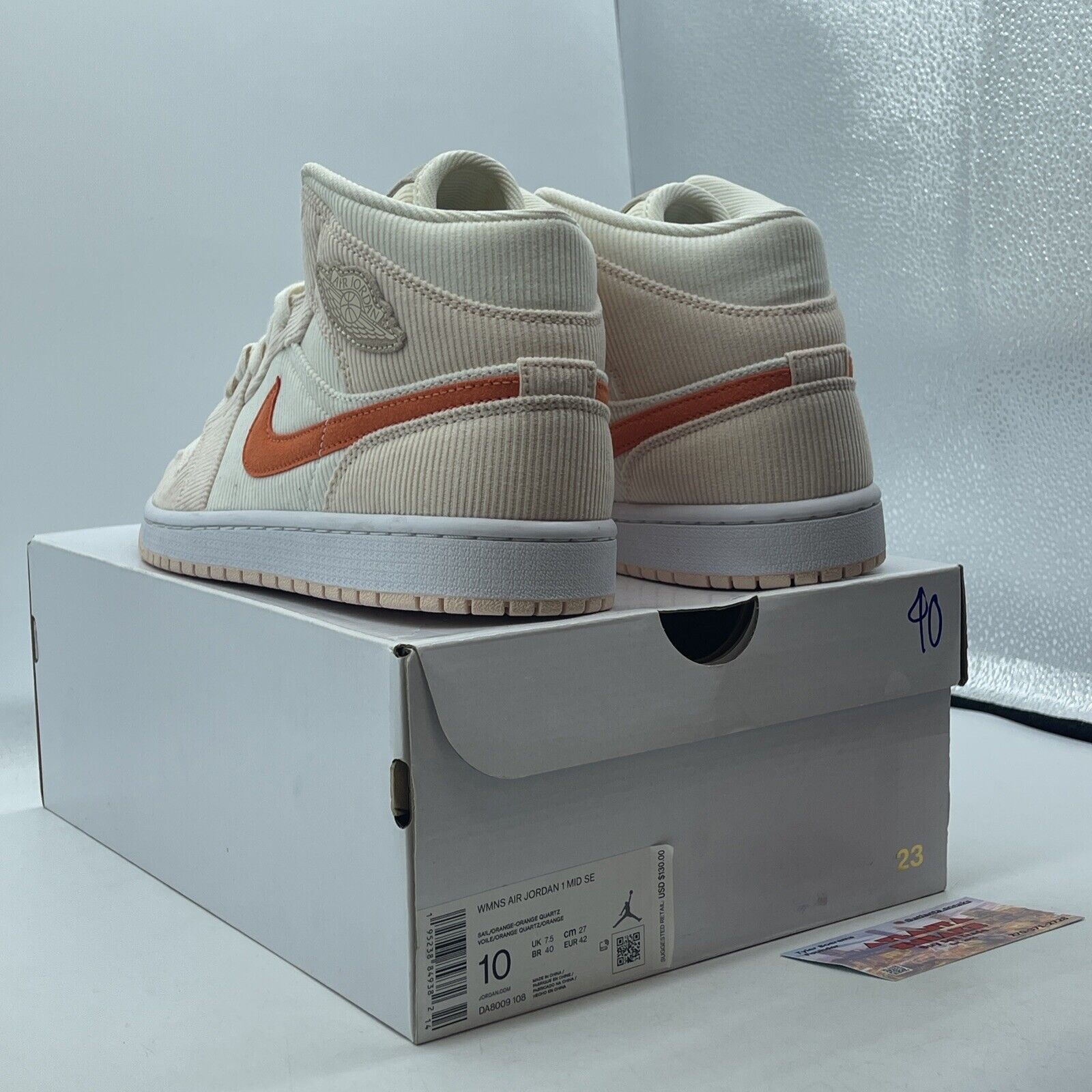 Size 10 - Air Jordan 1 SE Mid Corduroy W Orange Sail Voile (DA8009-108)