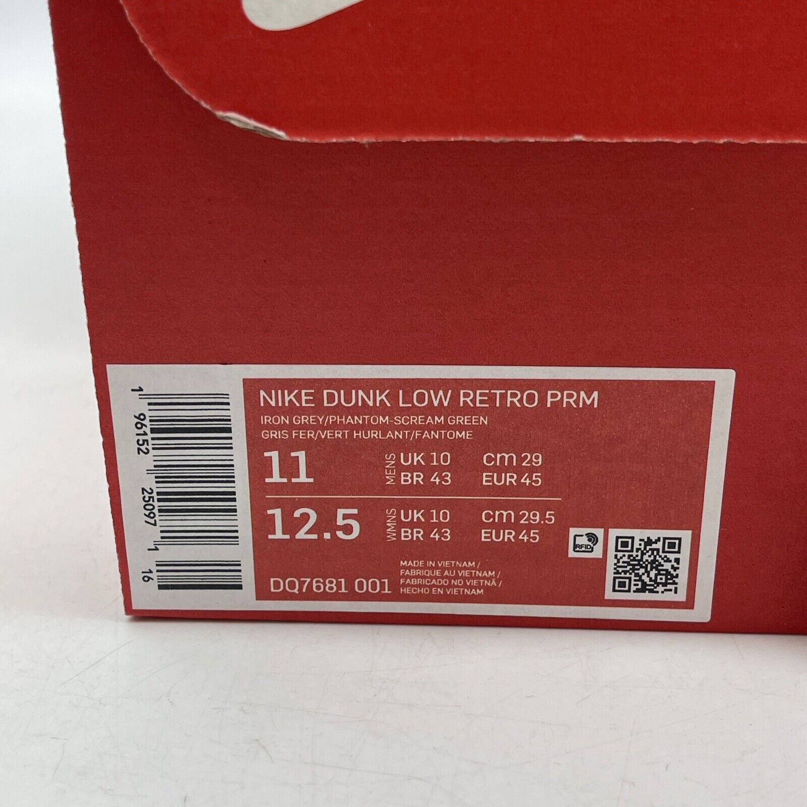 Size 11 - Nike Dunk SE Low Halloween - Cauldron Grey White Green (DQ7681-001)