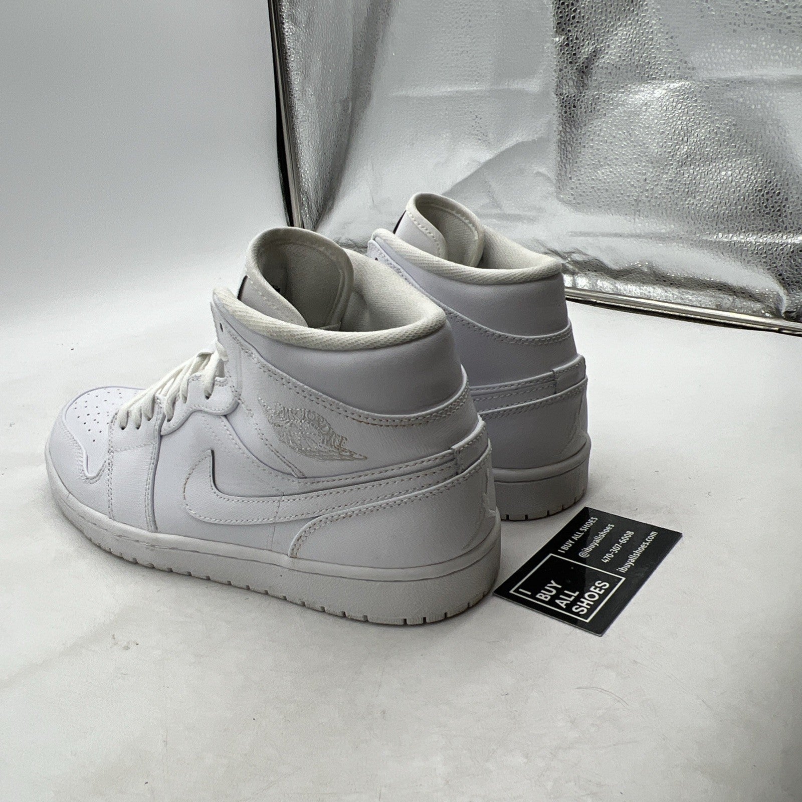 Size 9.5 - Air Jordan 1 2018 Mid Triple White (555724-100)