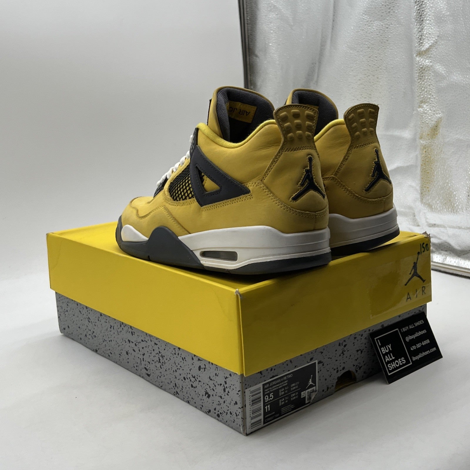 Size 9.5 - Air Jordan 4 Retro Mid Lightning (CT8527-700)