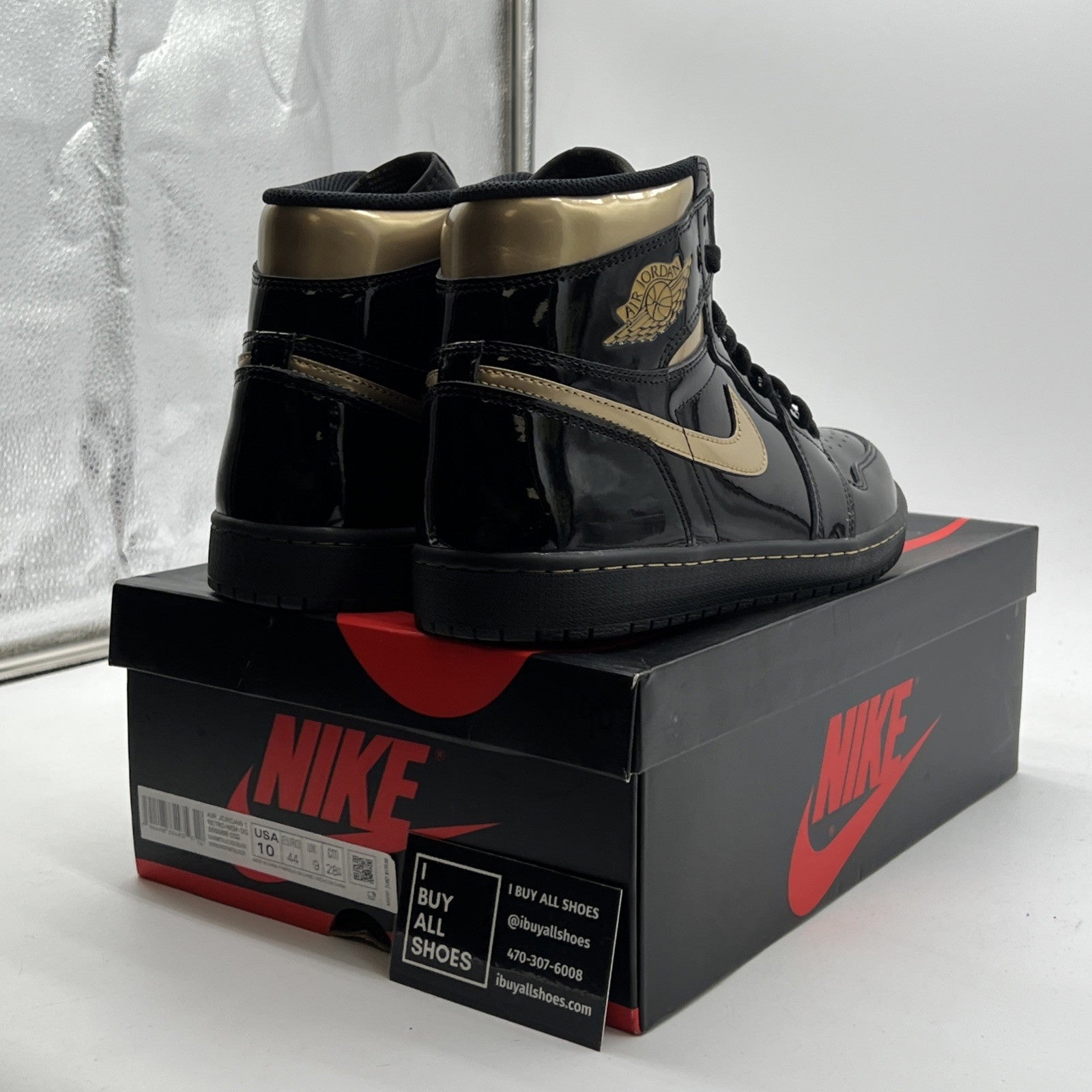 Size 10 - Air Jordan 1 Black 2020 (555088-032)