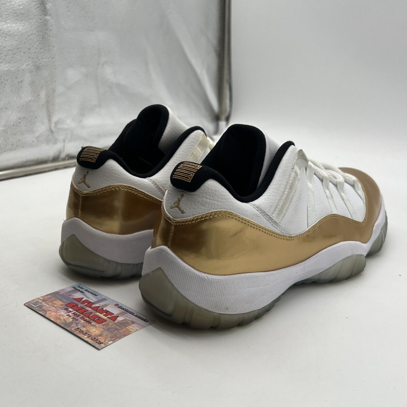 Size 10.5 - Air Jordan 11 Retro Low Closing Ceremony (528895-103)