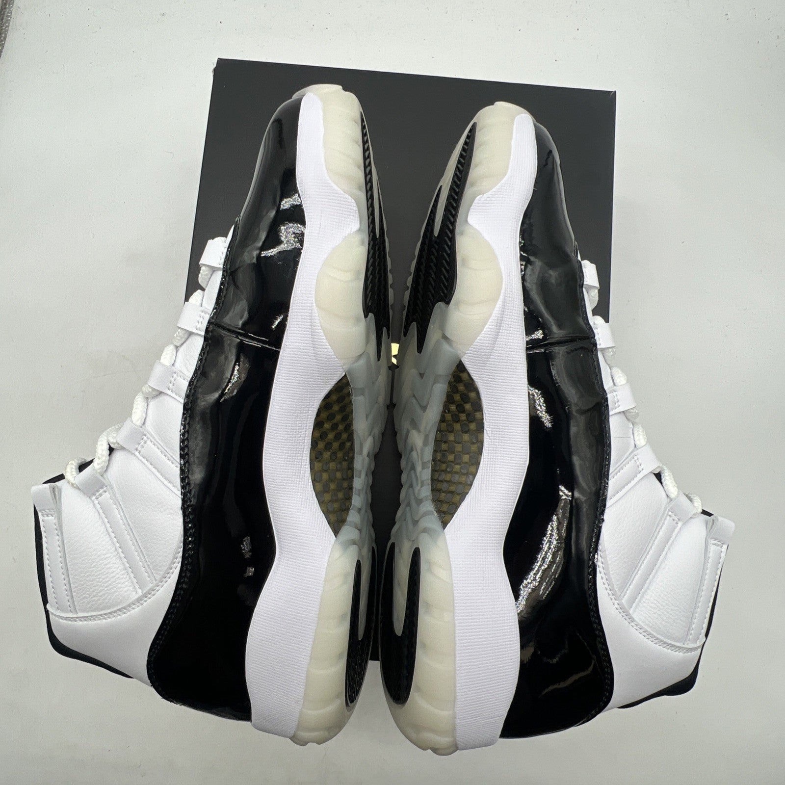 Size 12 - Air Jordan 11 Retro Mid Gratitude / Defining Moments (CT8012-170)