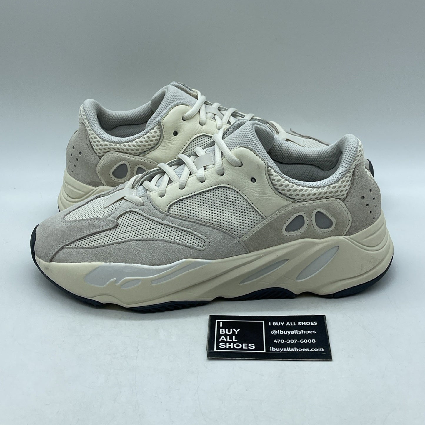 Size 9.5 - adidas Yeezy Boost 700 Low Analog (EG7596)