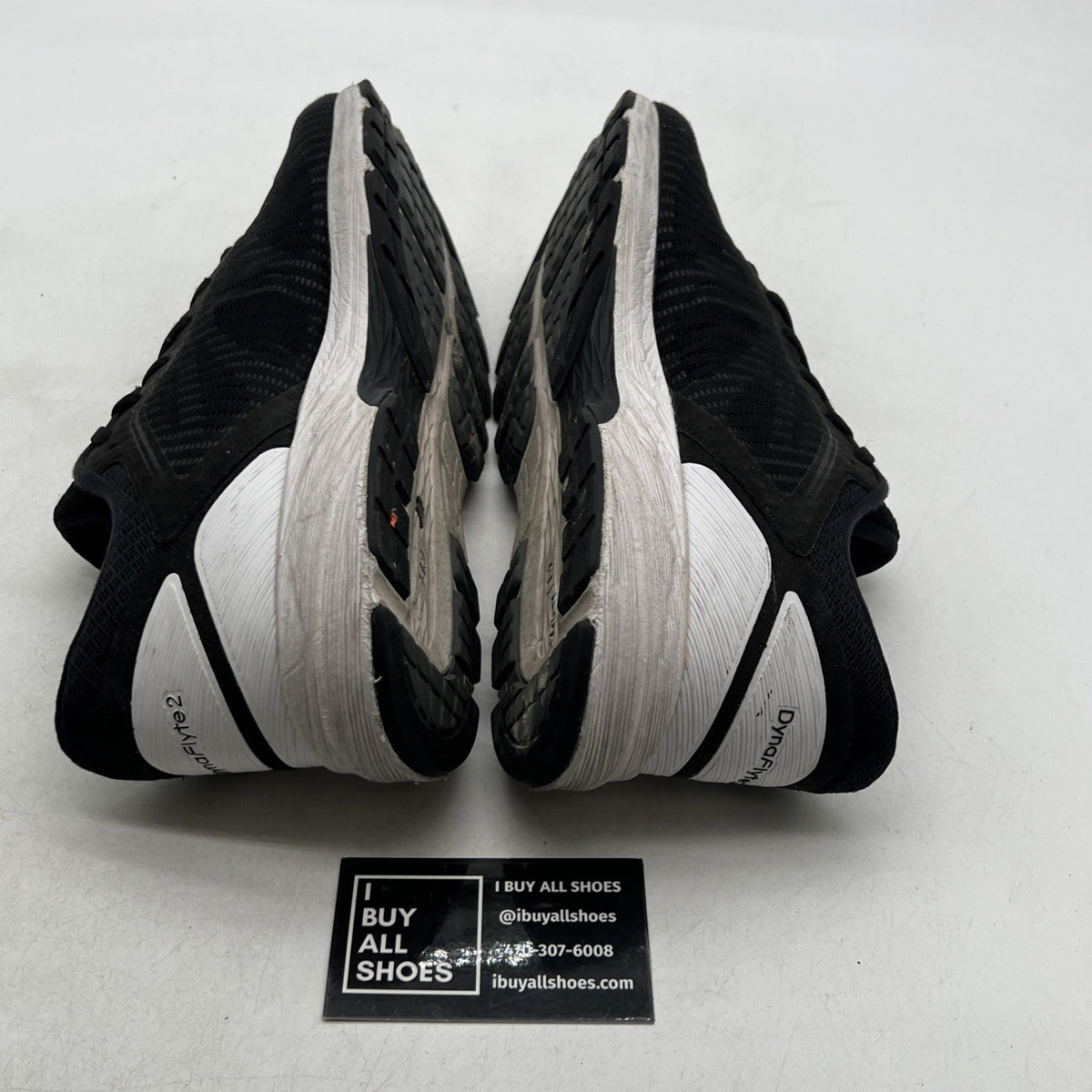 Size 11 - ASICS DynaFlyte 2 Black/White (T7D0N)