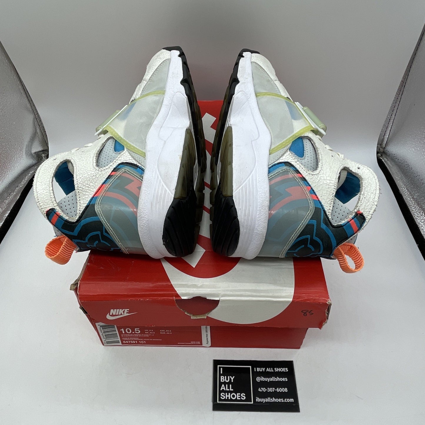 Size 10.5 - Nike Air Trainer Huarache Premium White Leather (647591-101)