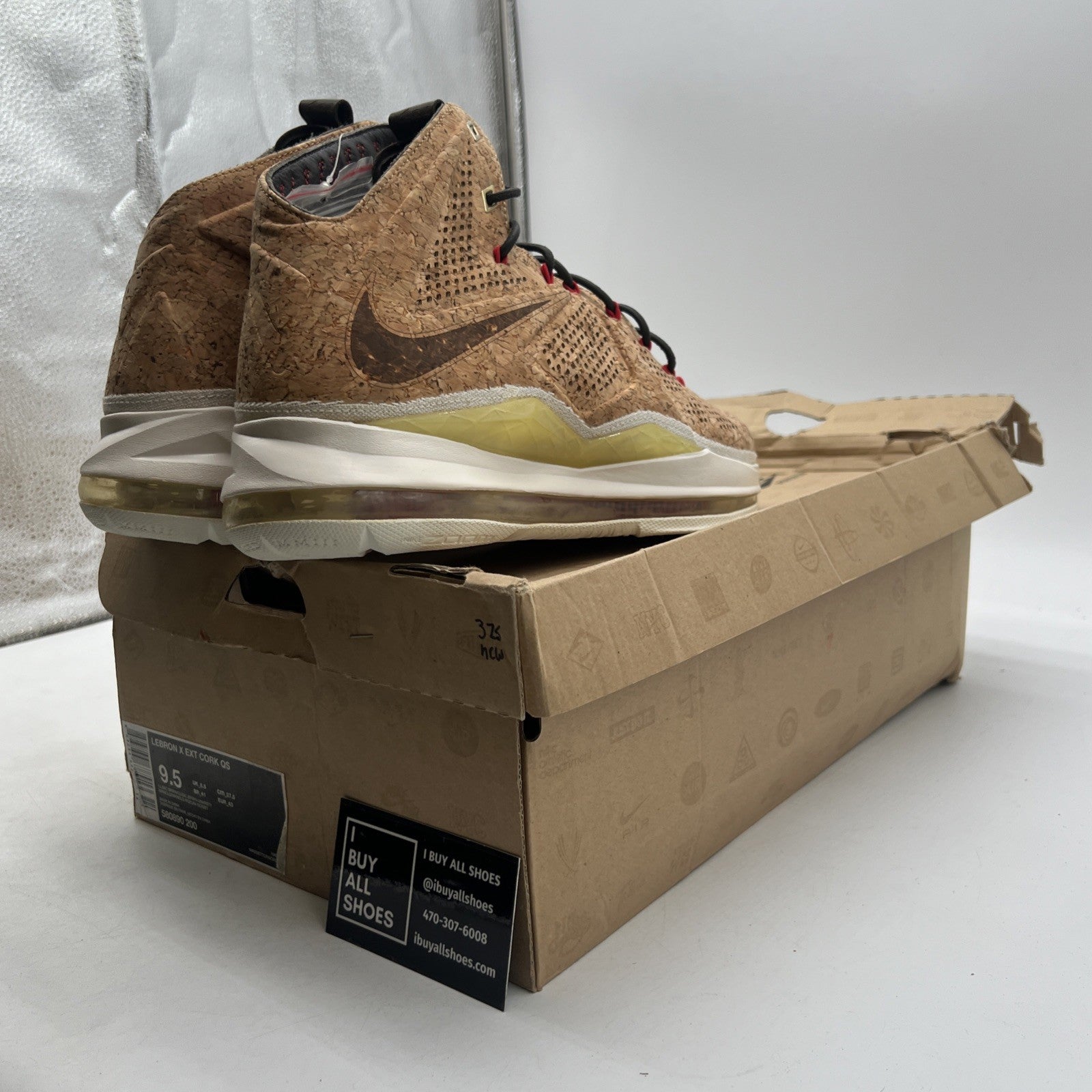 Size 9.5 - Nike LeBron 10 EXT QS Cork (580890-200)