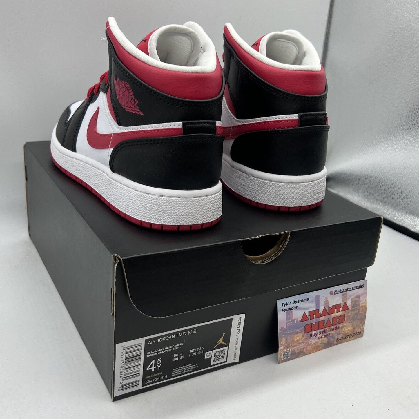 Air Jordan 1 Mid Very Berry Black White 554725-016 Size 4.5Y Brand New Og All DS