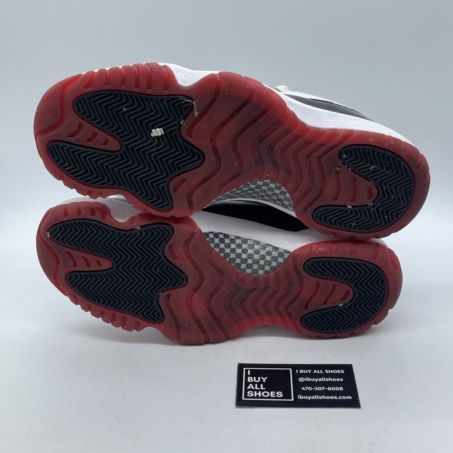 Size 10 - Air Jordan 11 Retro Low Concord-Bred Black White Leather (AV2187-160)