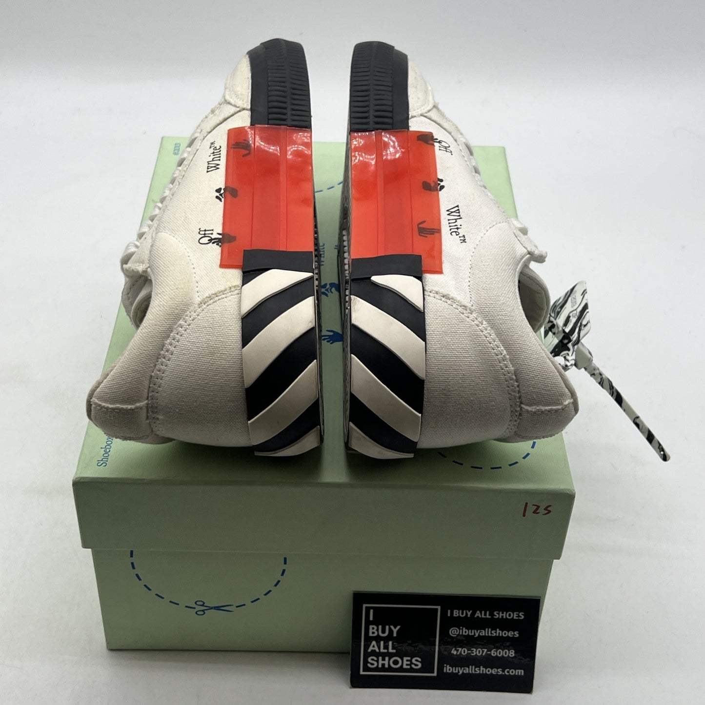 Size 39 - Off-White Vulc Sneaker Low White Black