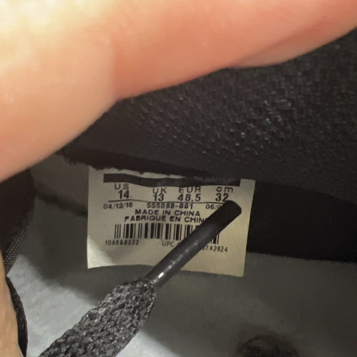 Size 14 - Air Jordan 1 Retro OG High Banned, Bred (555088-001)