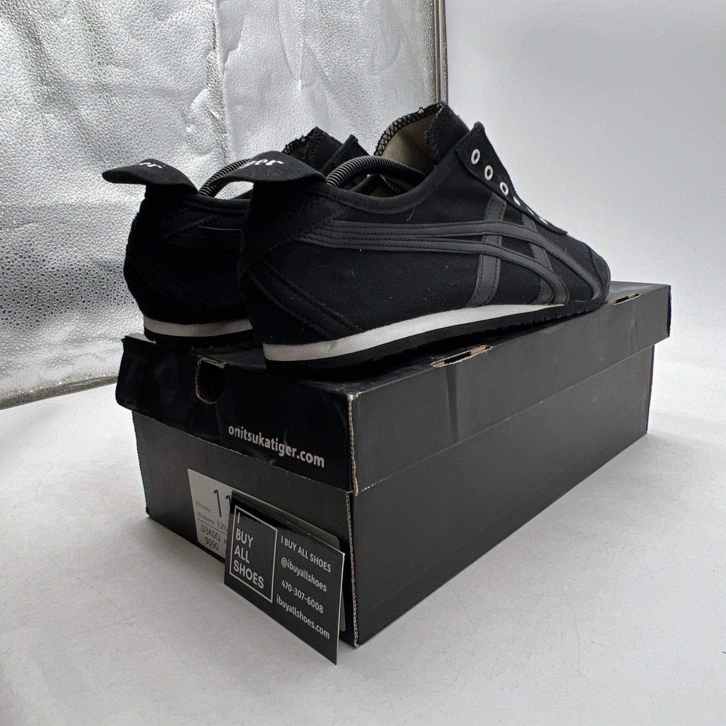Size 11 - Onitsuka Tiger Mexico 66 Slip-On Trainers (D3K0Q-9090)