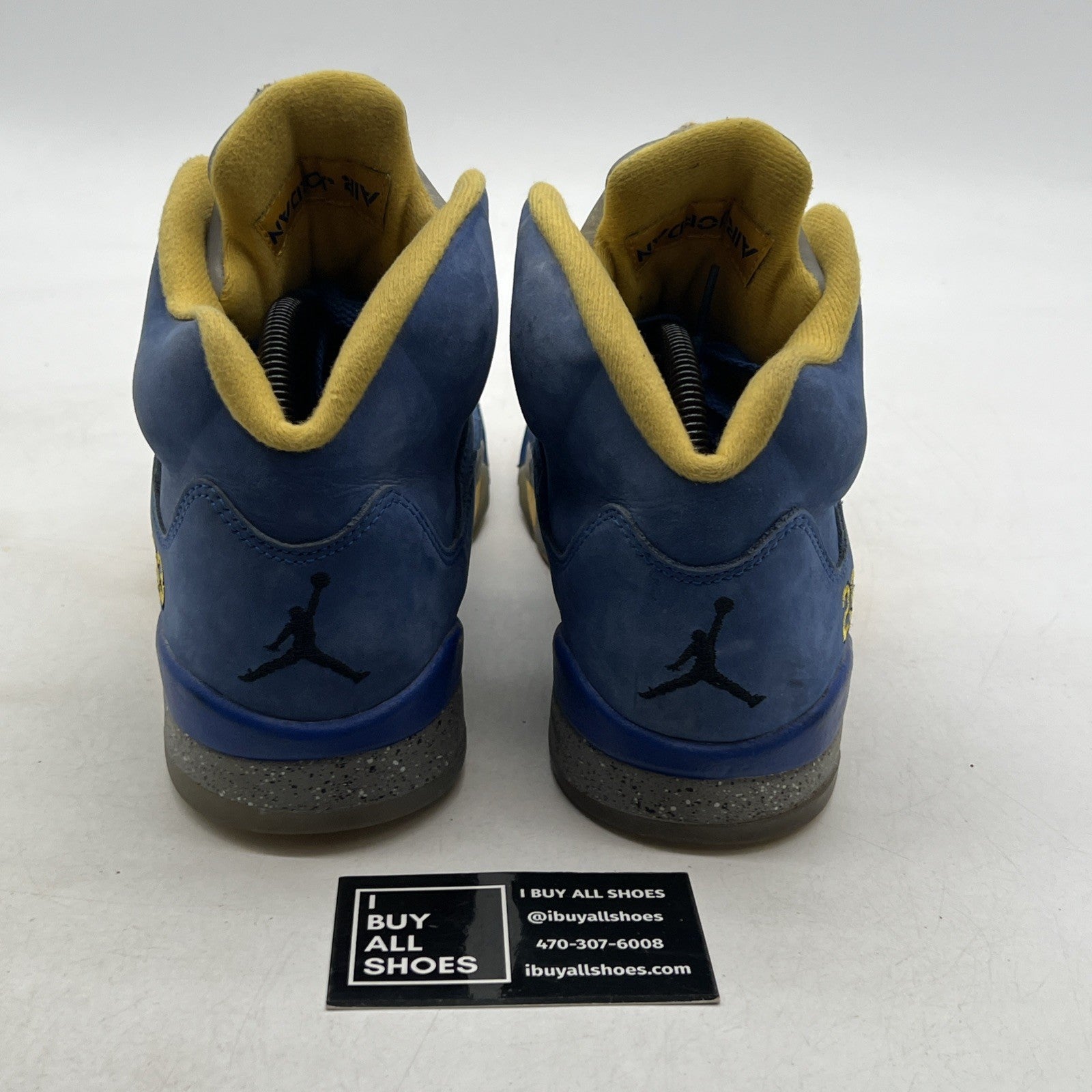 Size 8.5 - Air Jordan 5 Retro Laney (CD2720-400)