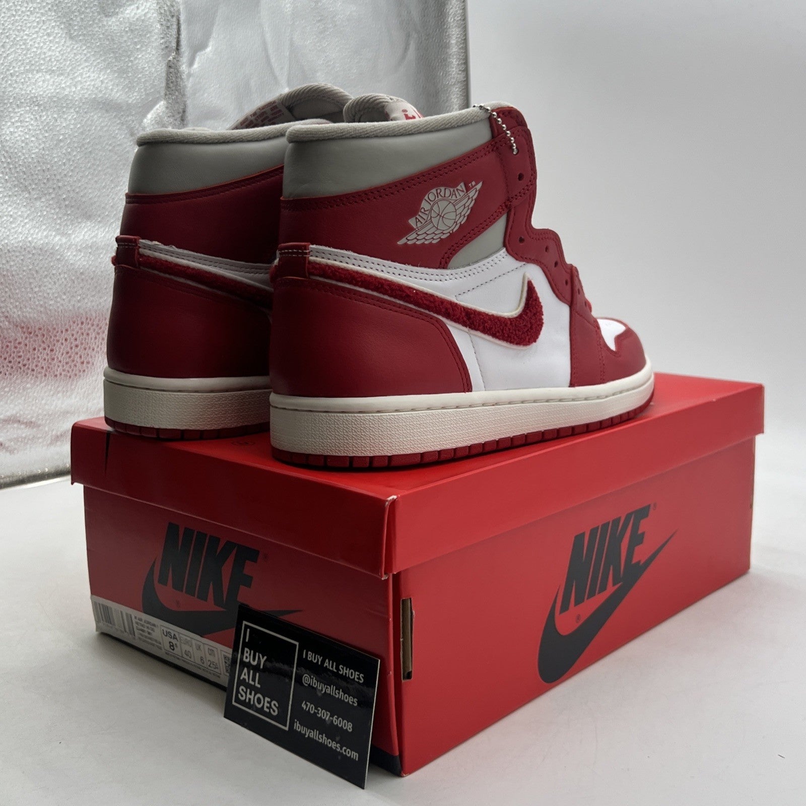 Size 8.5W - Air Jordan 1 OG High Newstalgia Chenille W (DJ4891-061)