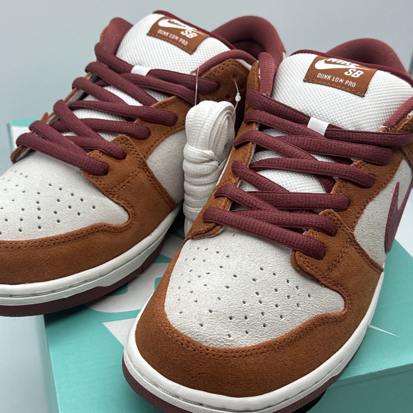 Size 10.5 - Nike SB Dunk Low Pro Dark Russet 2019 Orange Burgundy Deep Suede OG