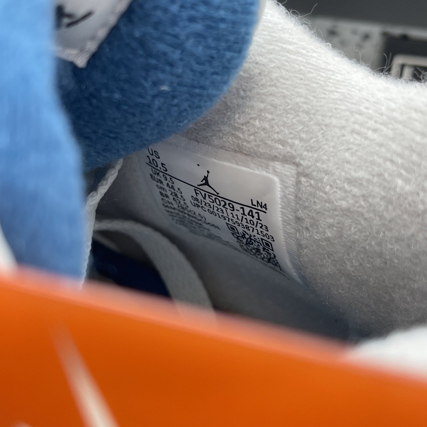 Size 10.5 - Air Jordan 4 Retro 2024 Military Blue (FV5029-141)