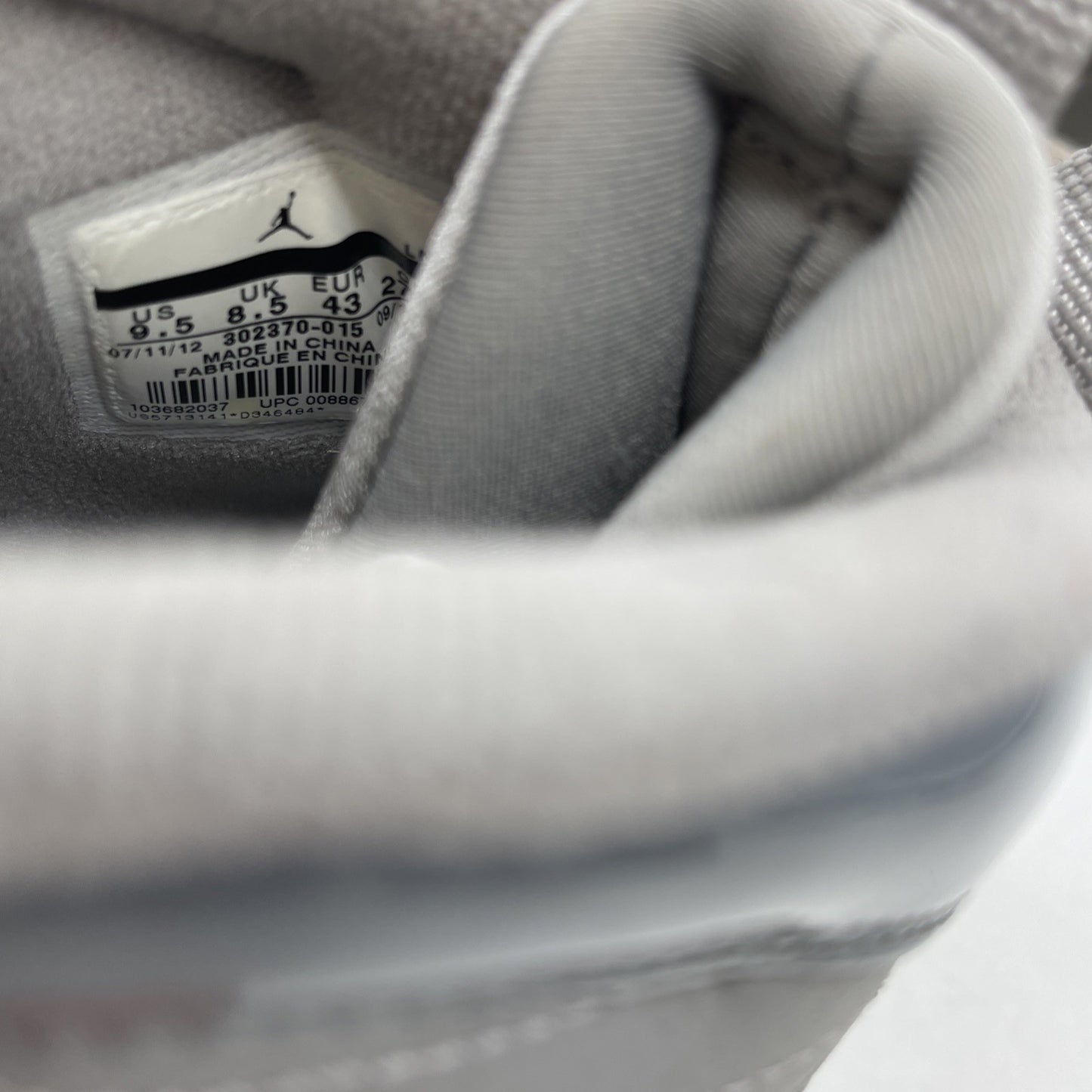 Size 9.5 - Air Jordan 9 Retro 2012 Cool Grey Suede Leather (302370-015)