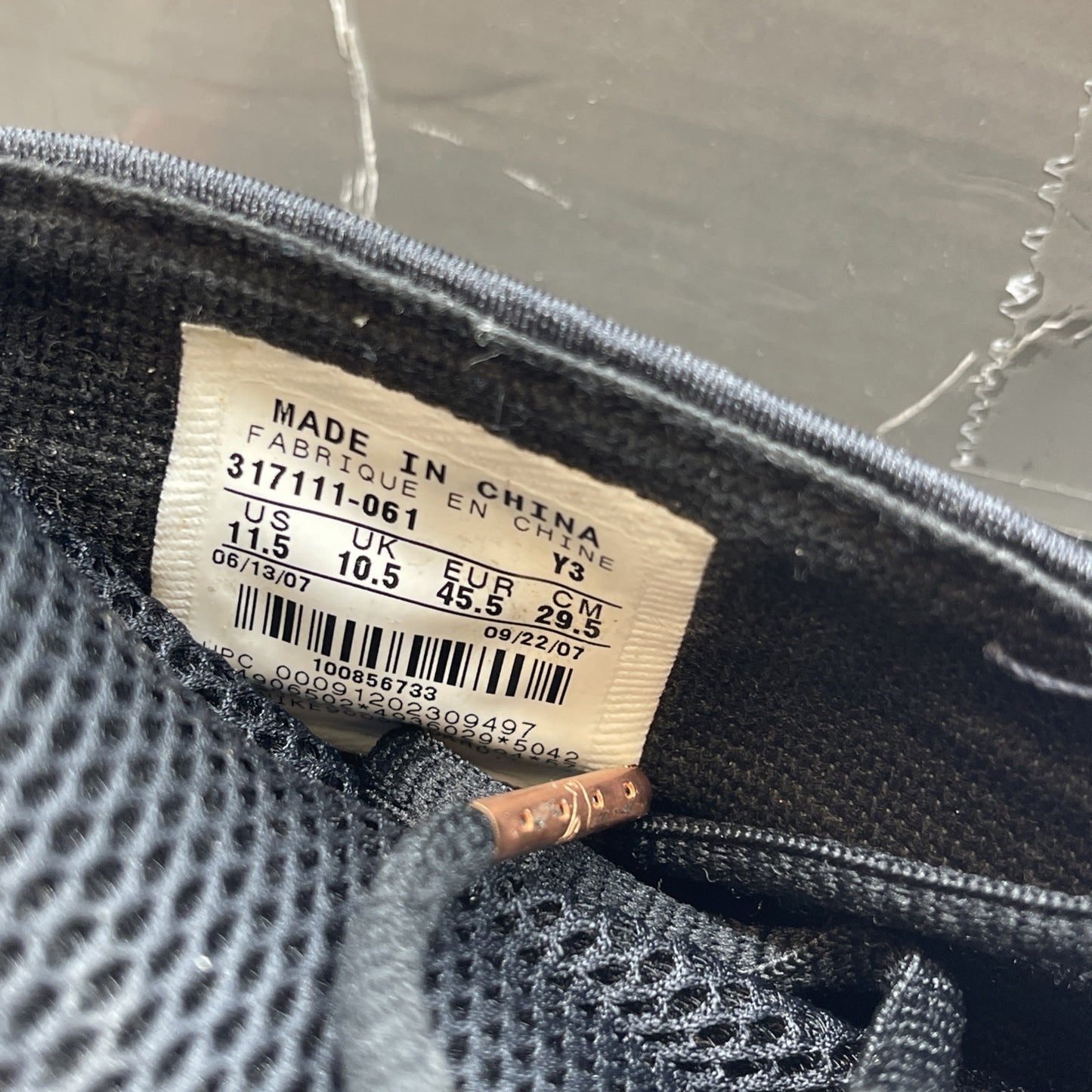 Size 11.5 - Air Jordan 15 Retro 2007 Stealth Black Leather (317111-061)